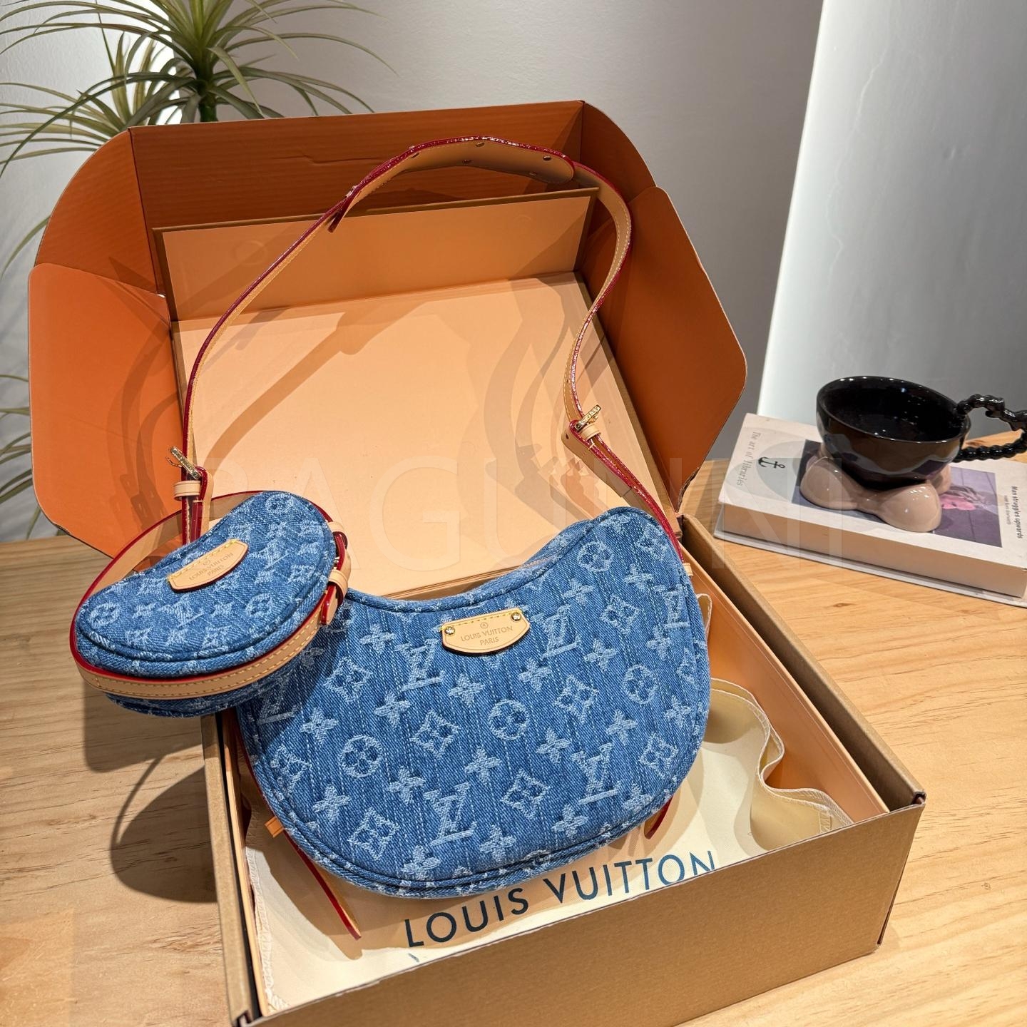 루이비통 데님 루프 숄더백