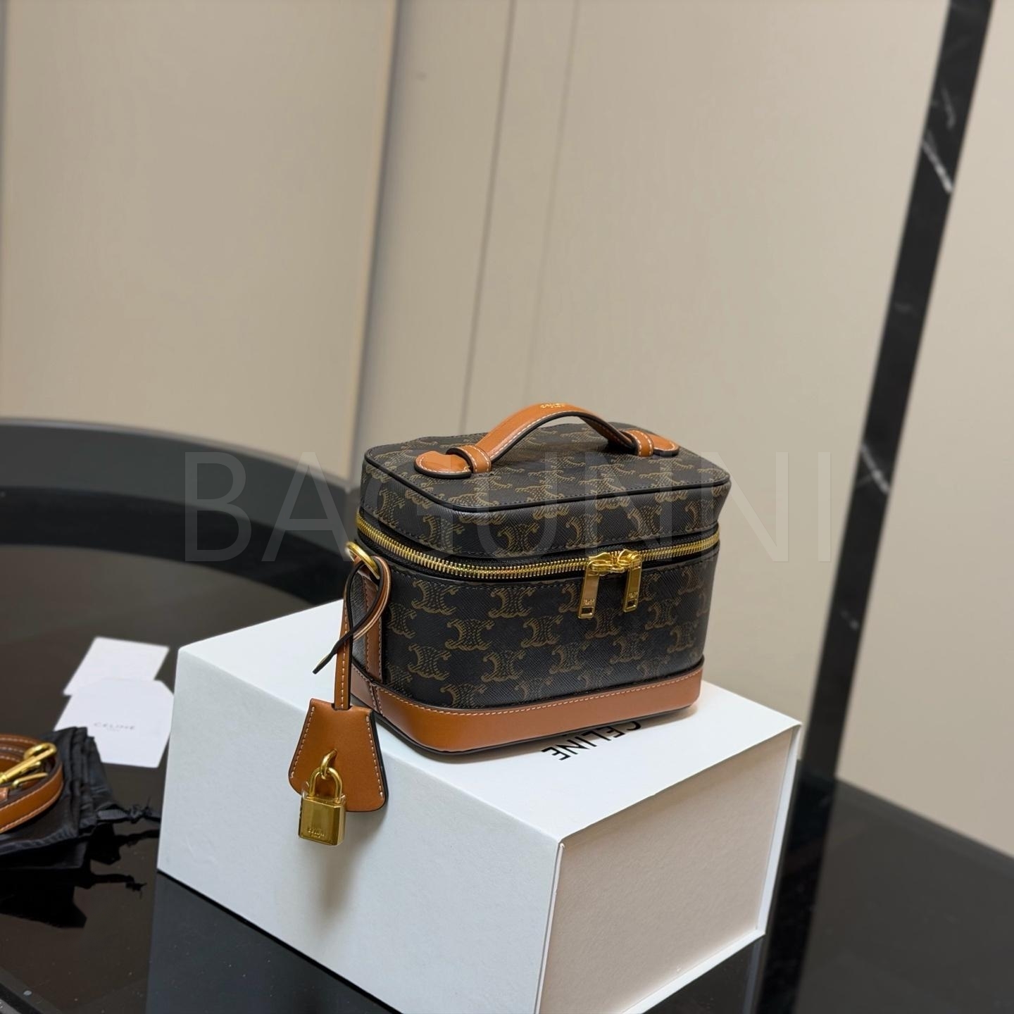 셀린느 크로스백