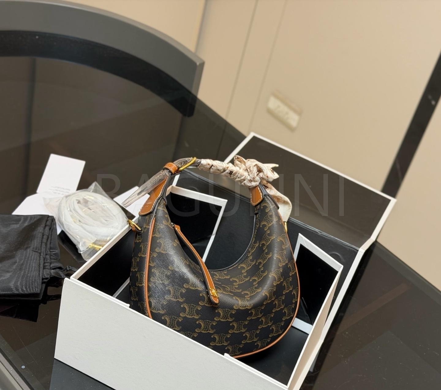 셀린느 틴 루루 탑핸들백