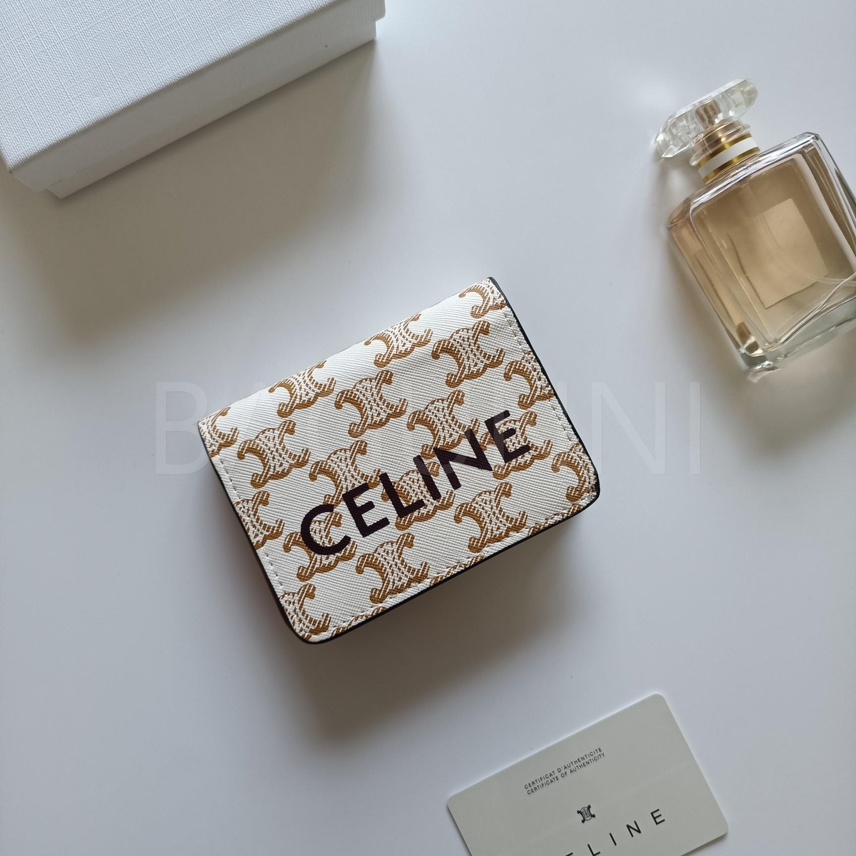 셀린느 트리옹프 지퍼 카드지갑