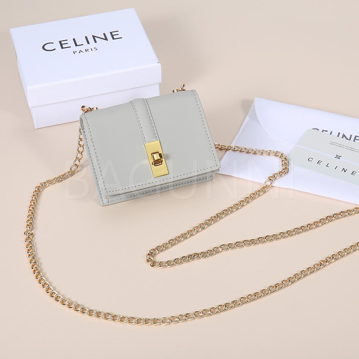 셀린느 트리옹프 플랩 카드지갑