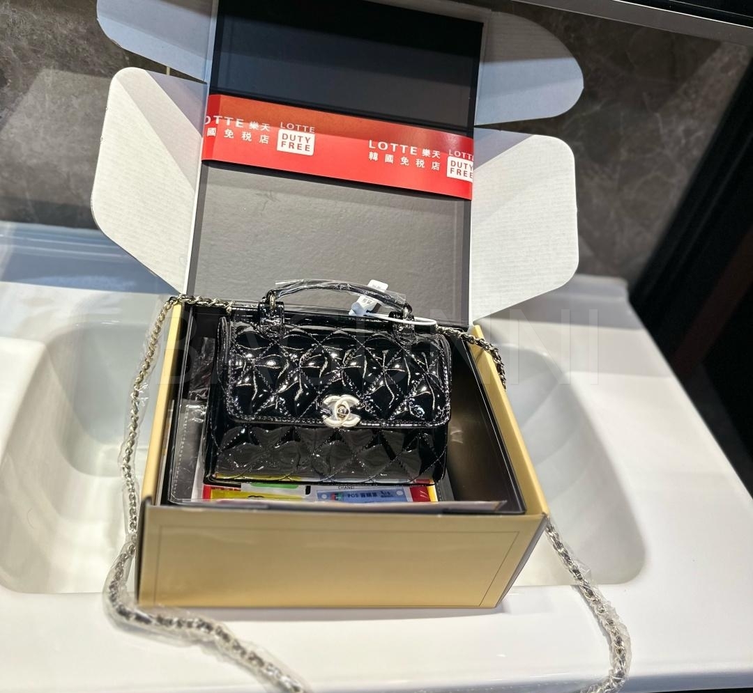 샤넬 탑핸들 박스 백