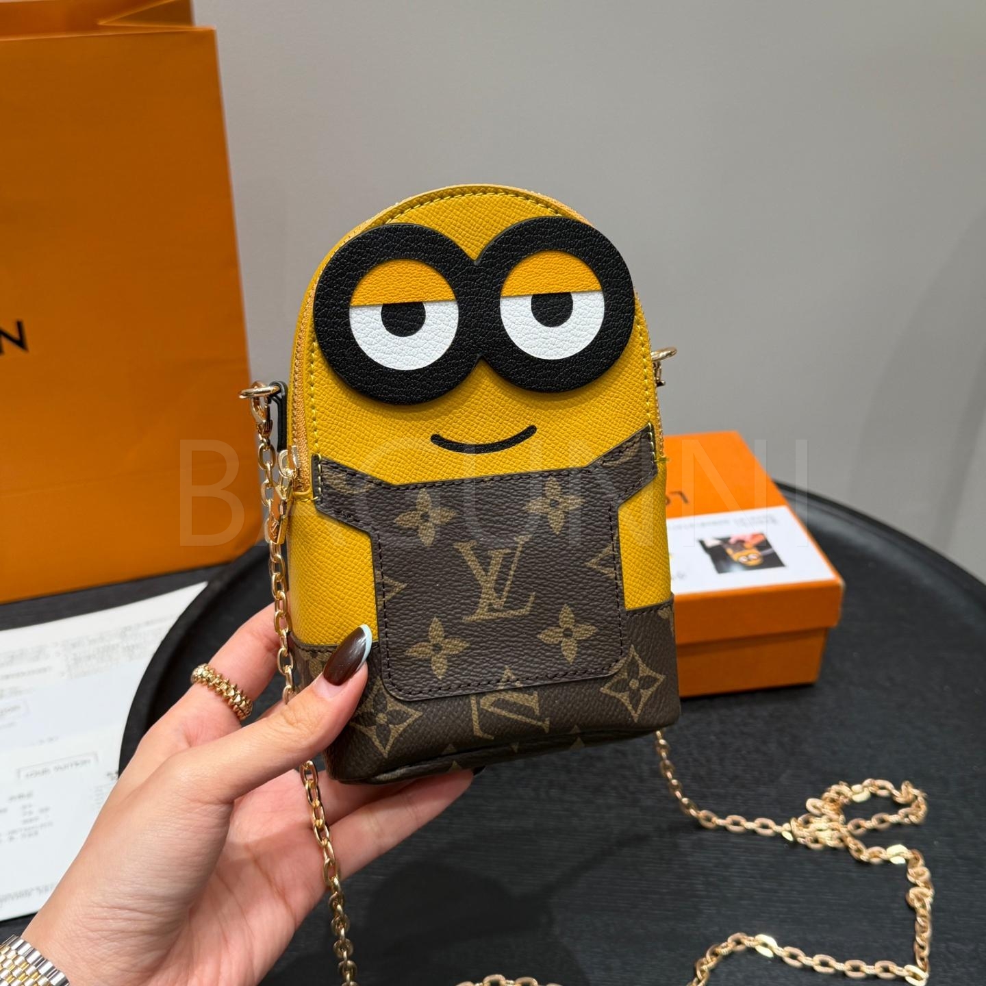 루이비통 크로스백