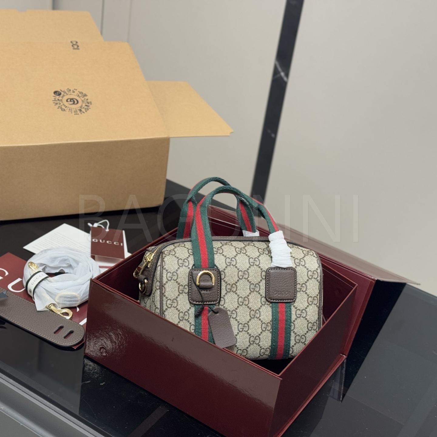 구찌 마몬트 미니 보스턴백