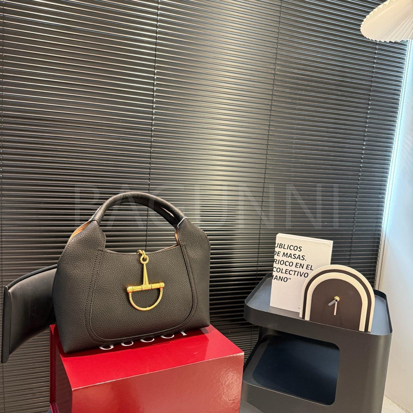 구찌 소프트빗 백팩