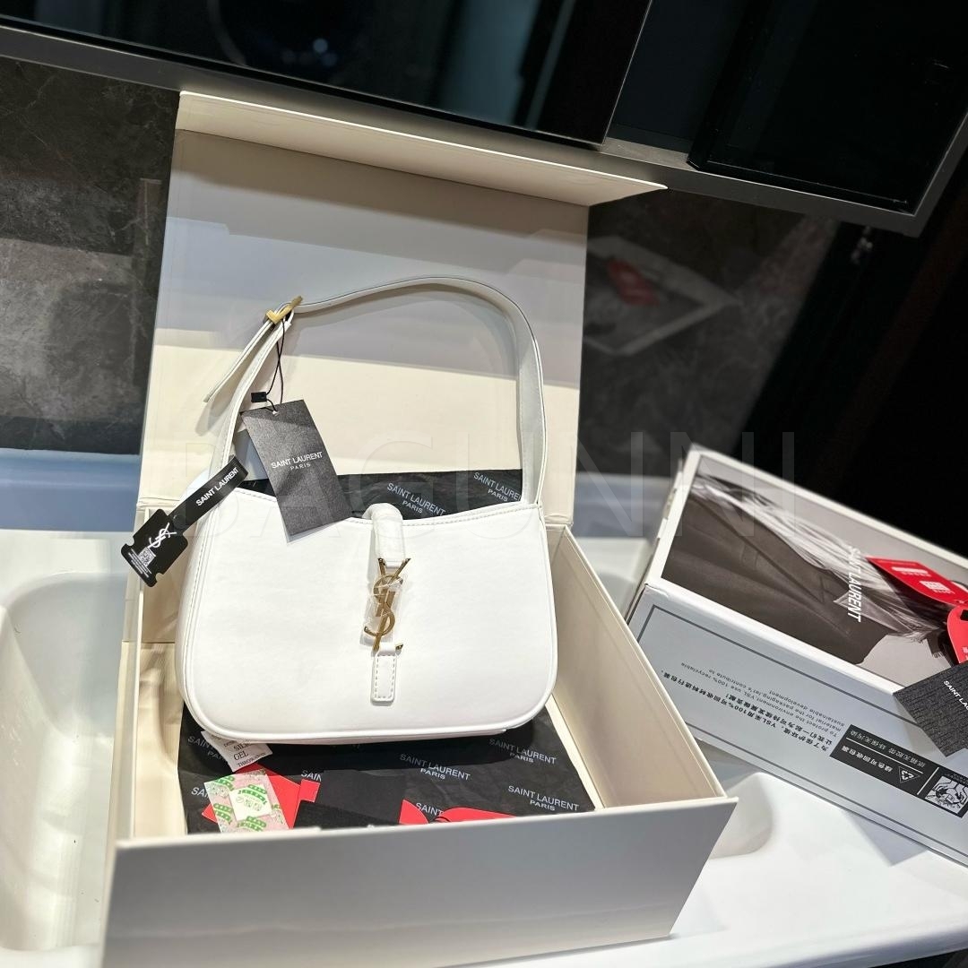 YSL 로고 숄더백