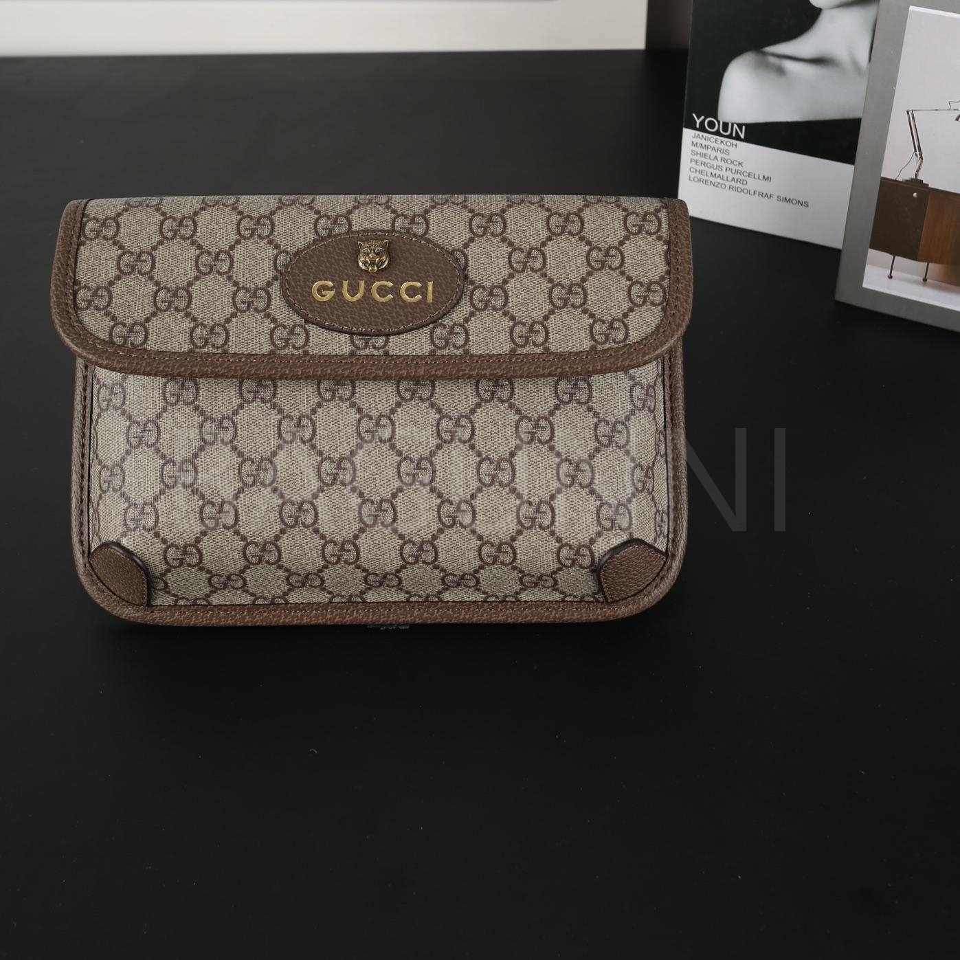 구찌 네오 빈티지 메신저백