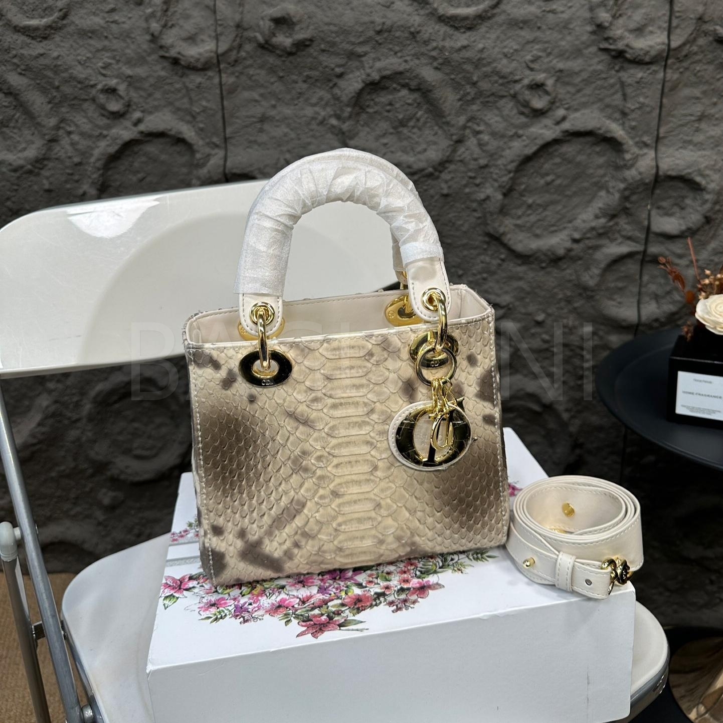 디올 파이톤 레이디 디올 미니백