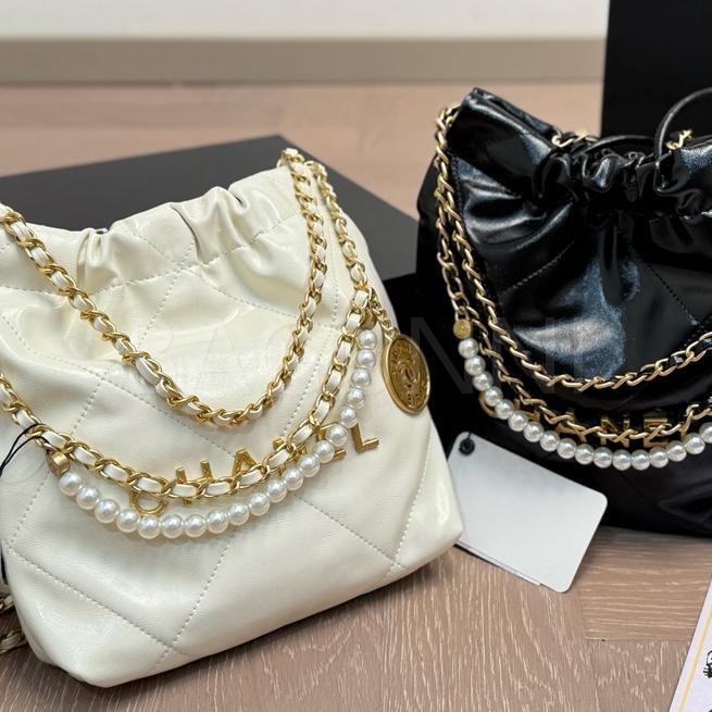 샤넬 22B 펄 22 백