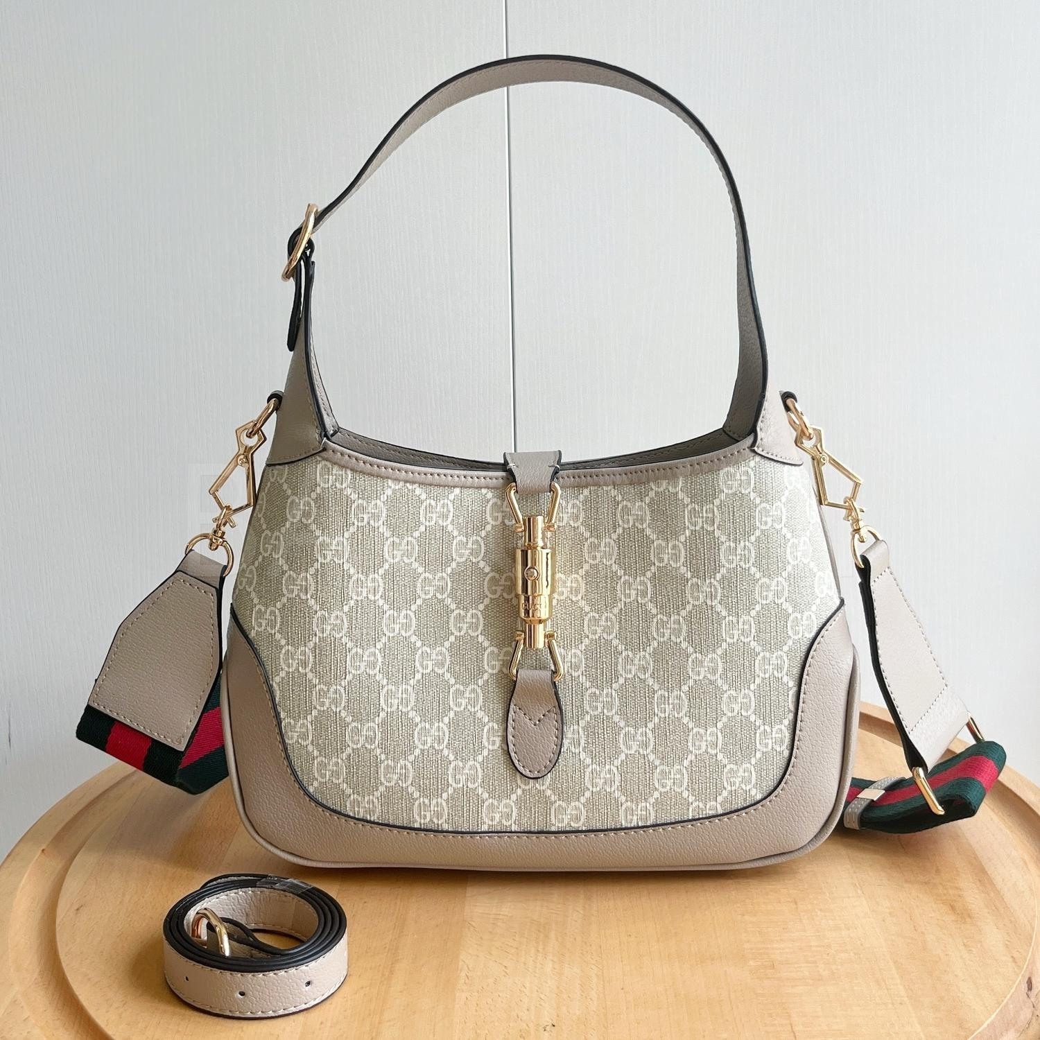 구찌 재키 토트백