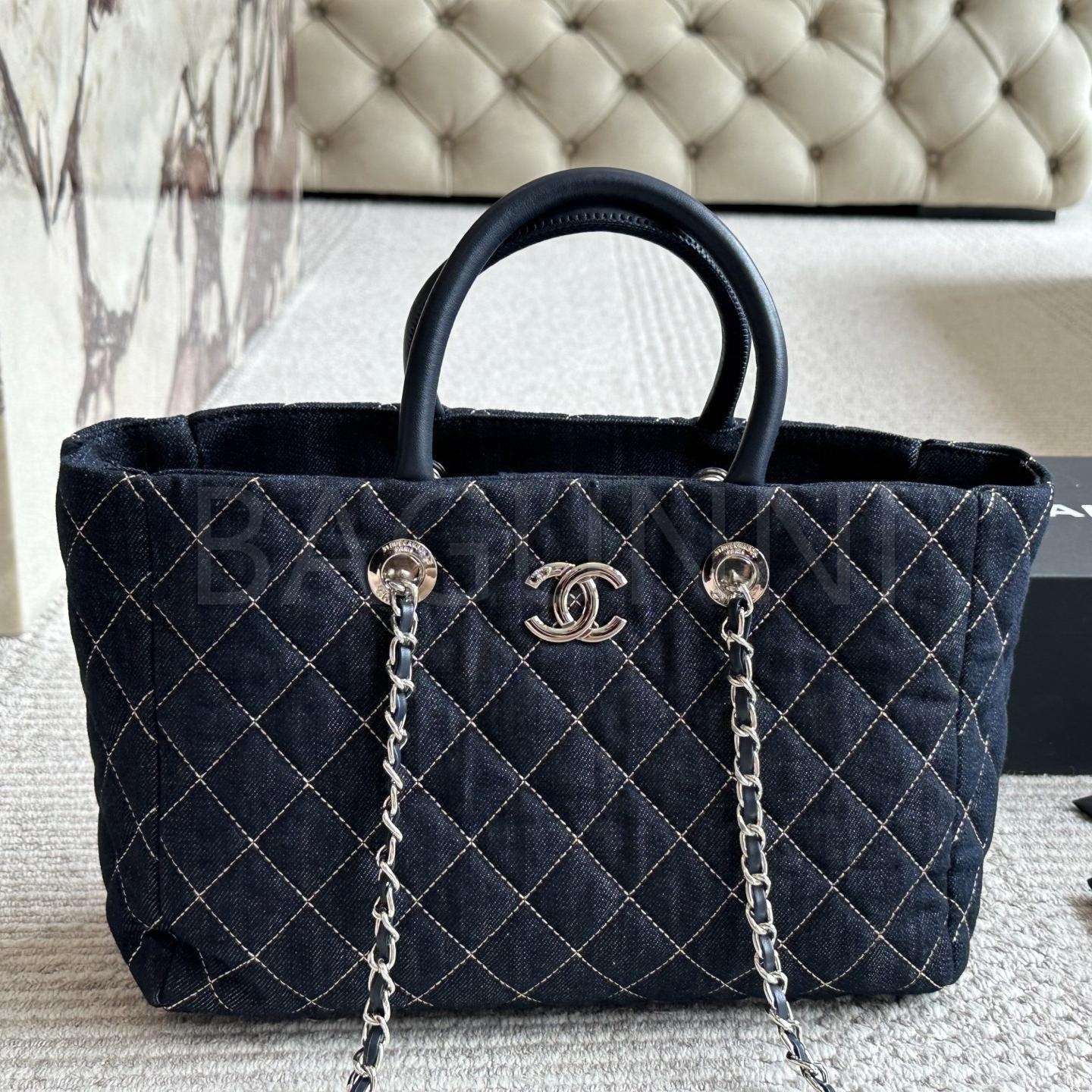 샤넬 데님 비치 토트백