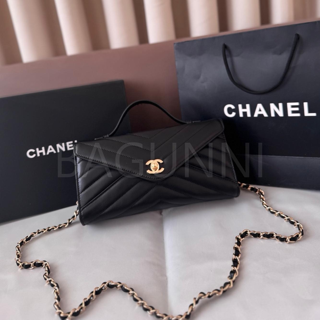 샤넬 26X 체인 클러치