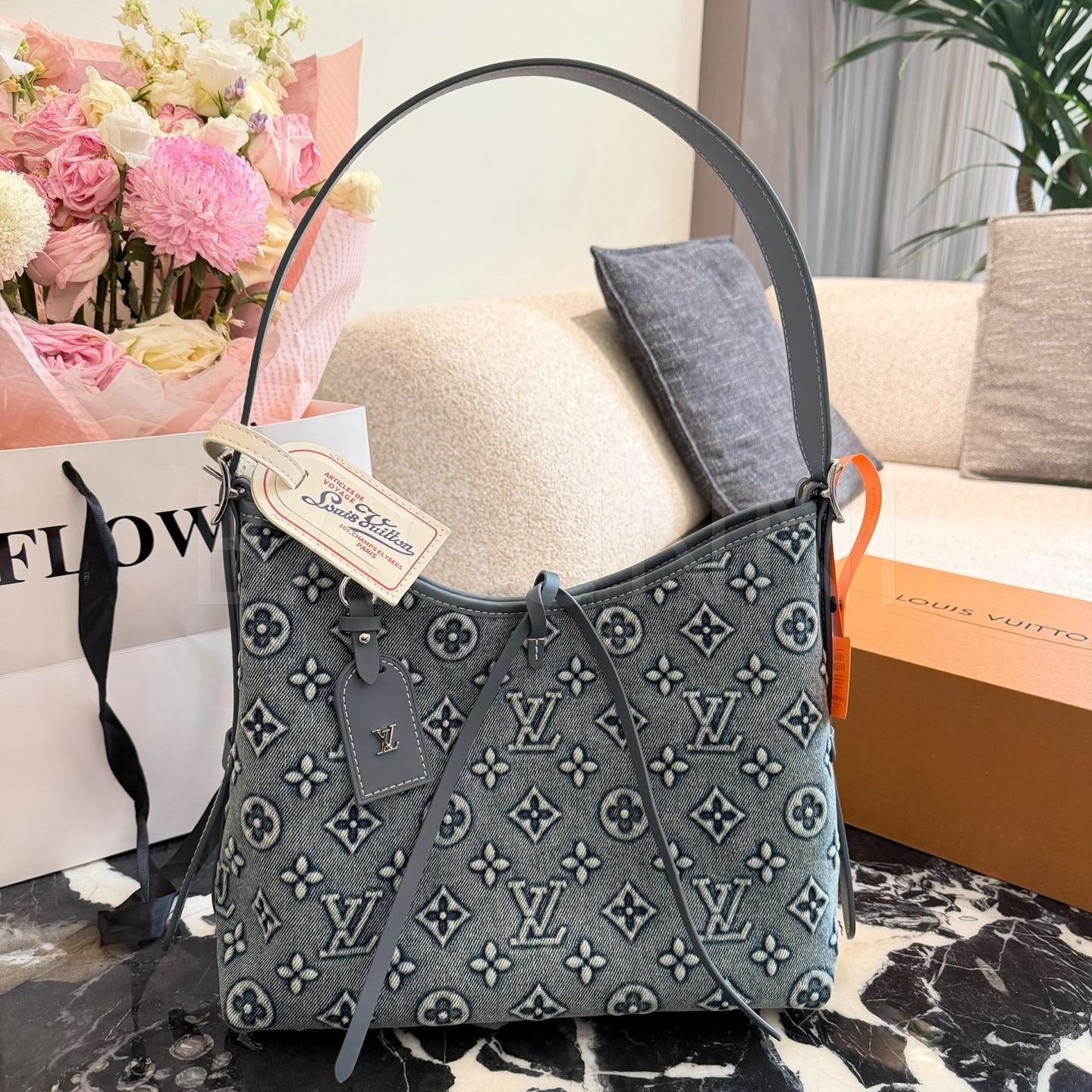 루이비통 데님 캐리올 숄더백