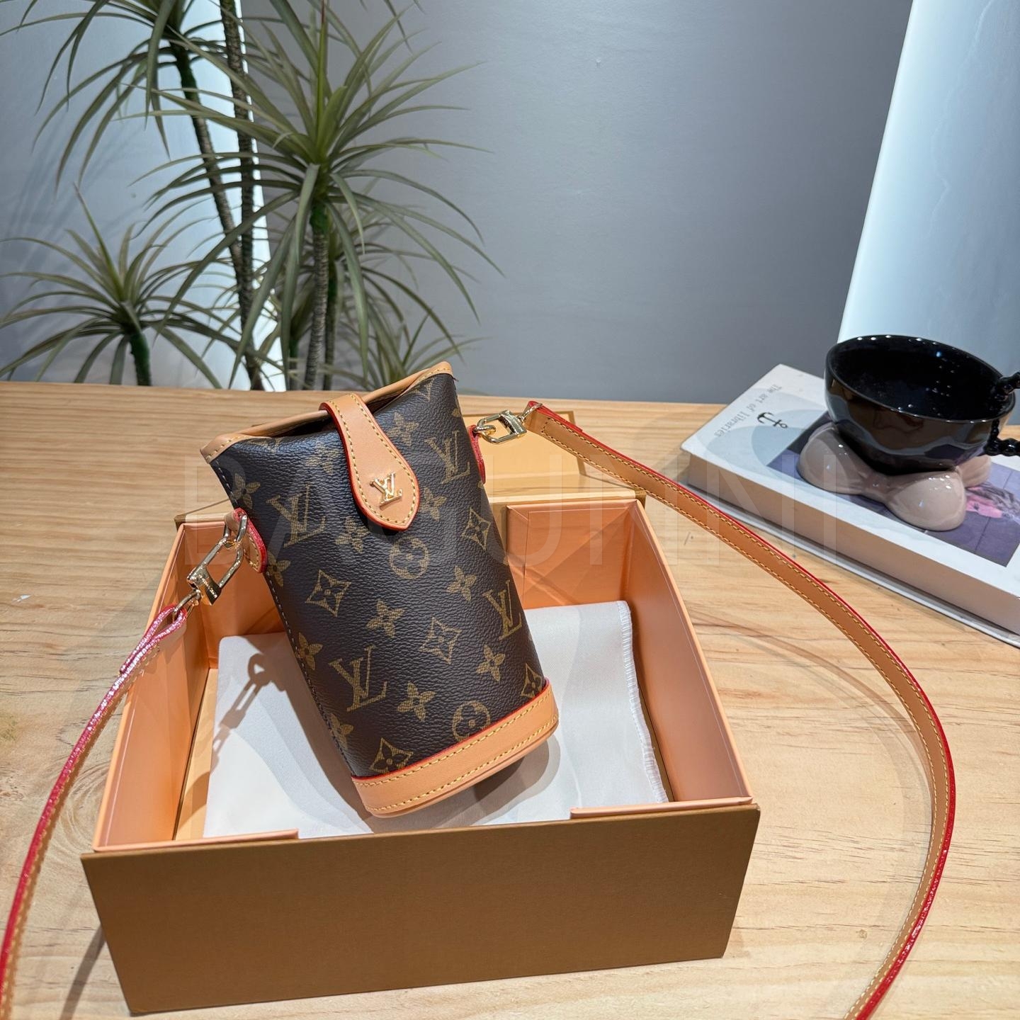 루이비통 폰 홀더