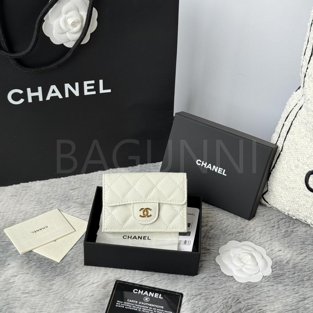 샤넬 트리폴드 반지갑