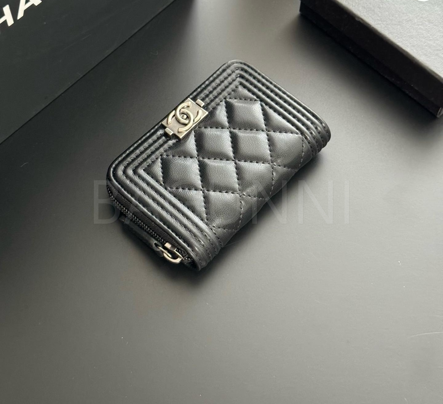 샤넬 보이 카드지갑