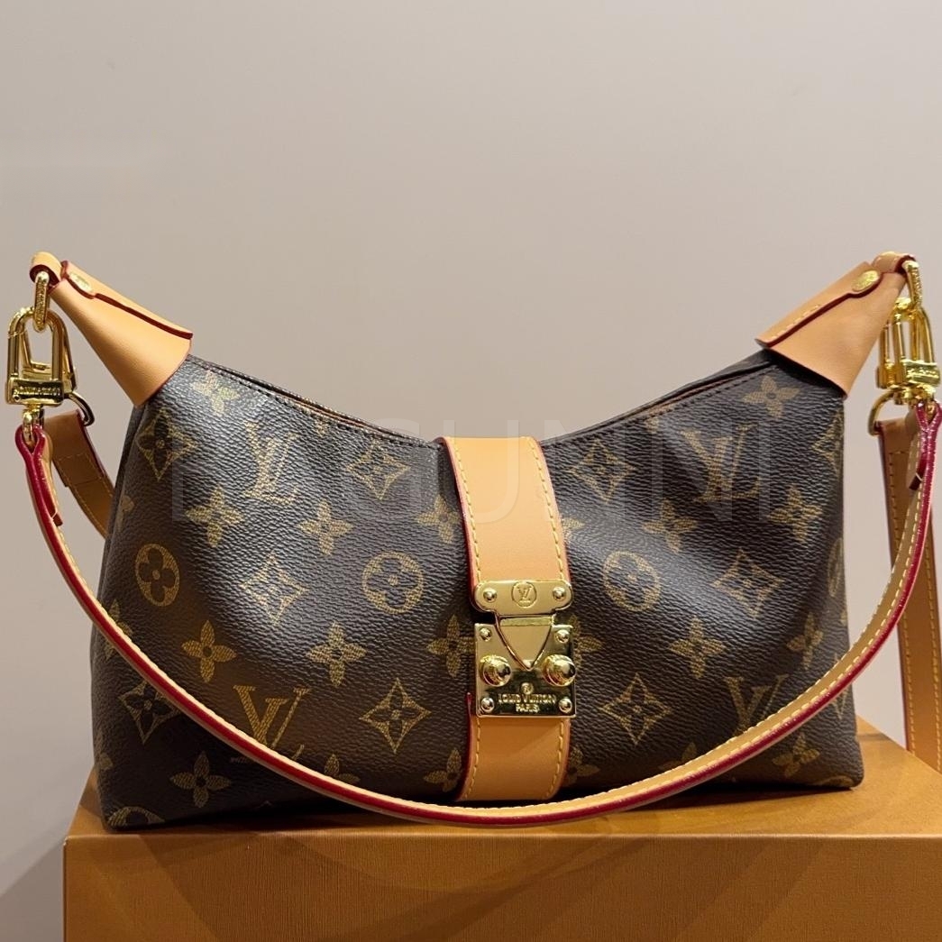 루이비통 모노그램 바게트 숄더백