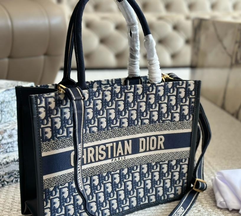 디올 라지 쇼퍼백
