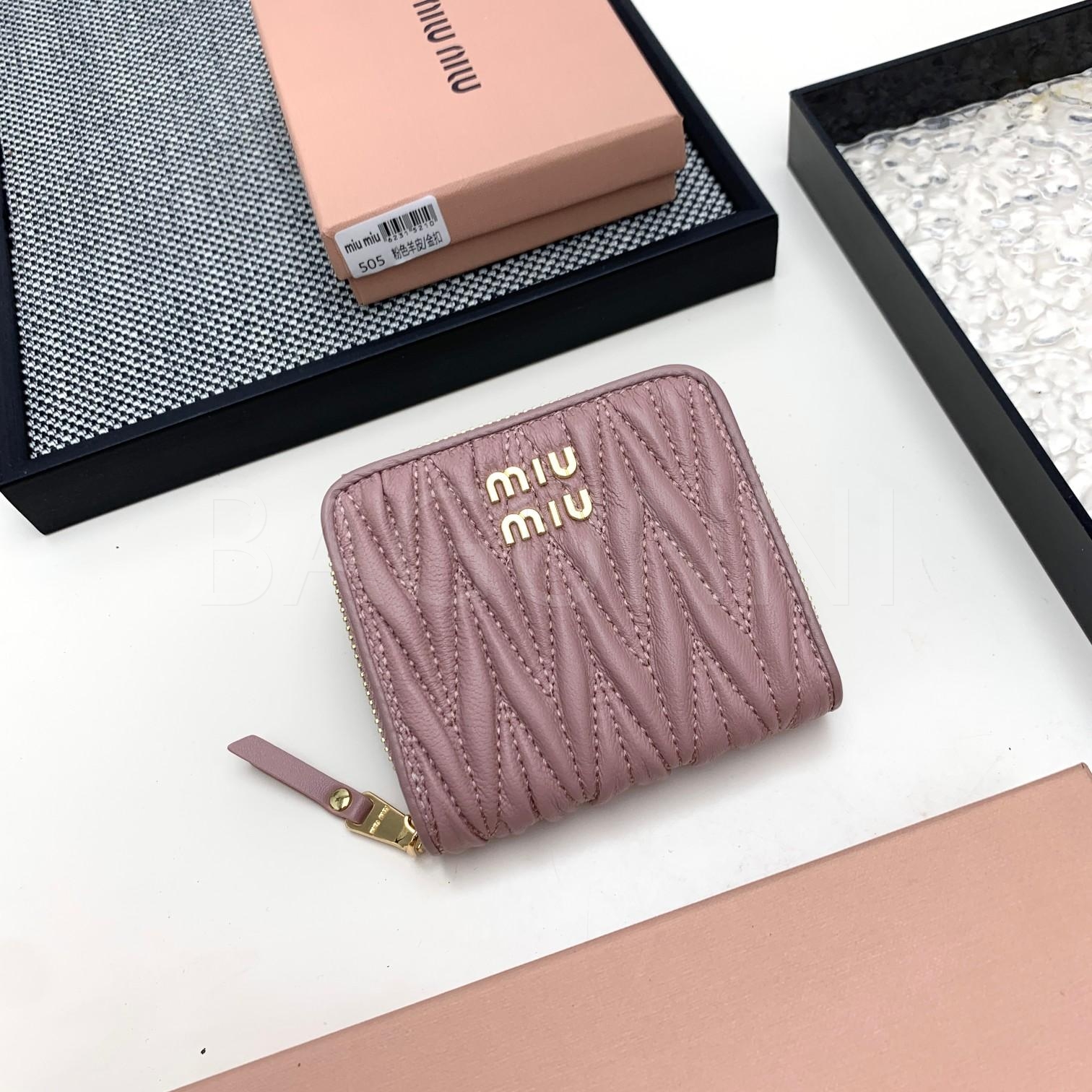 미우미우 지퍼 카드지갑