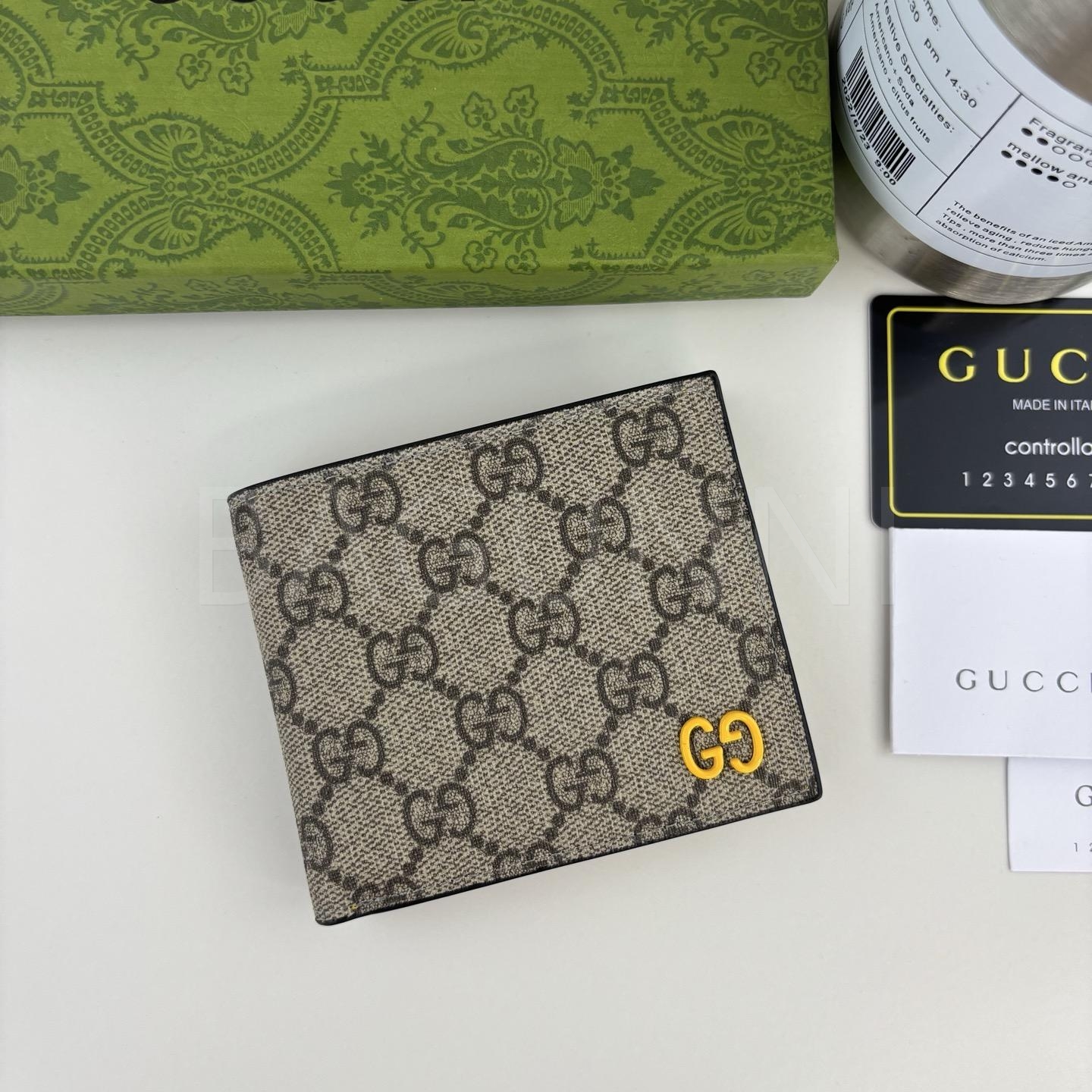 구찌 GG 수프림 반지갑