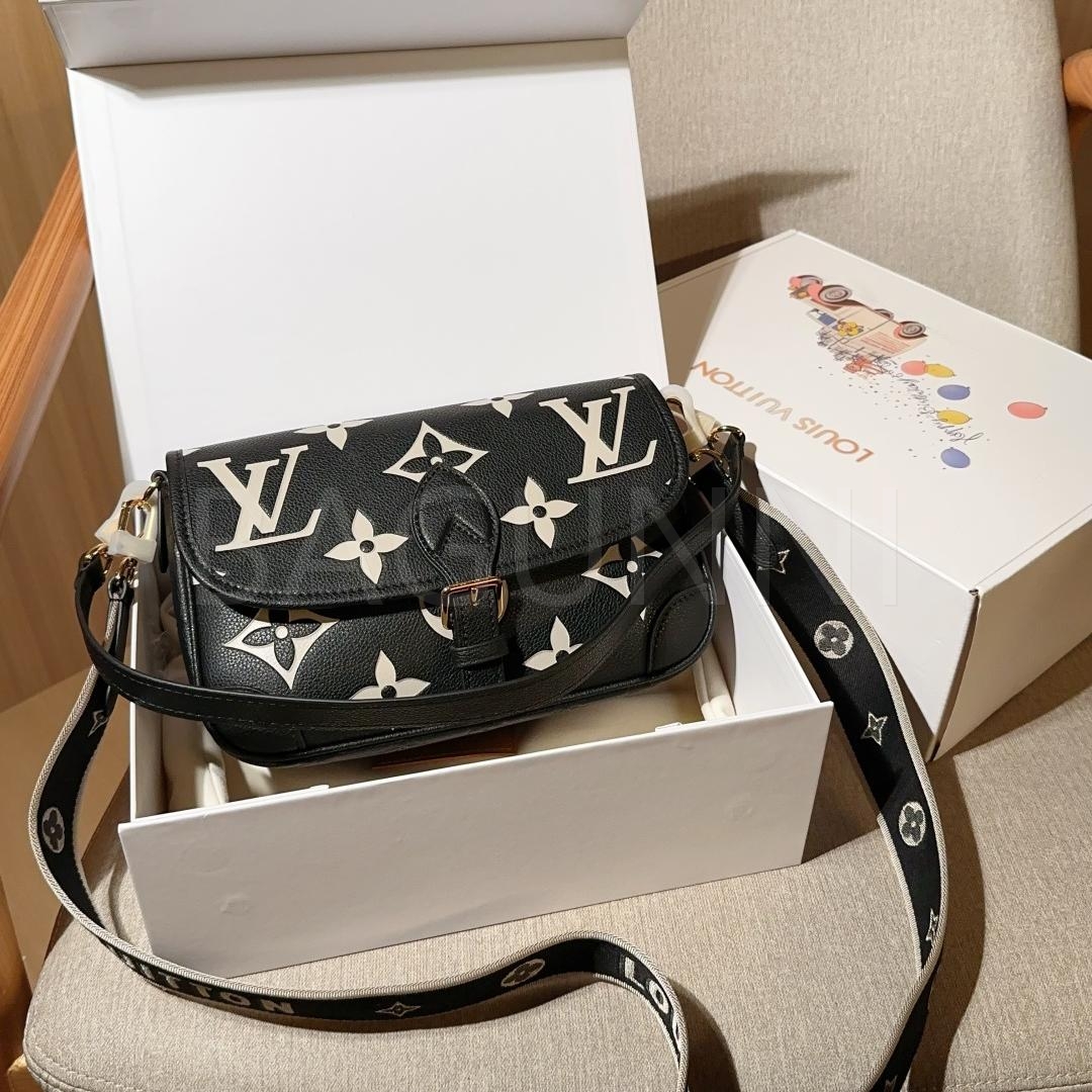 루이비통 다이앤 숄더백