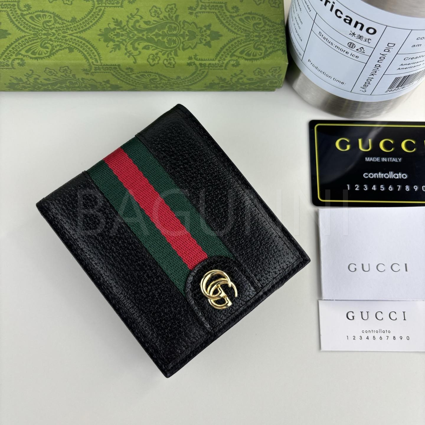 구찌 오피디아 카드지갑