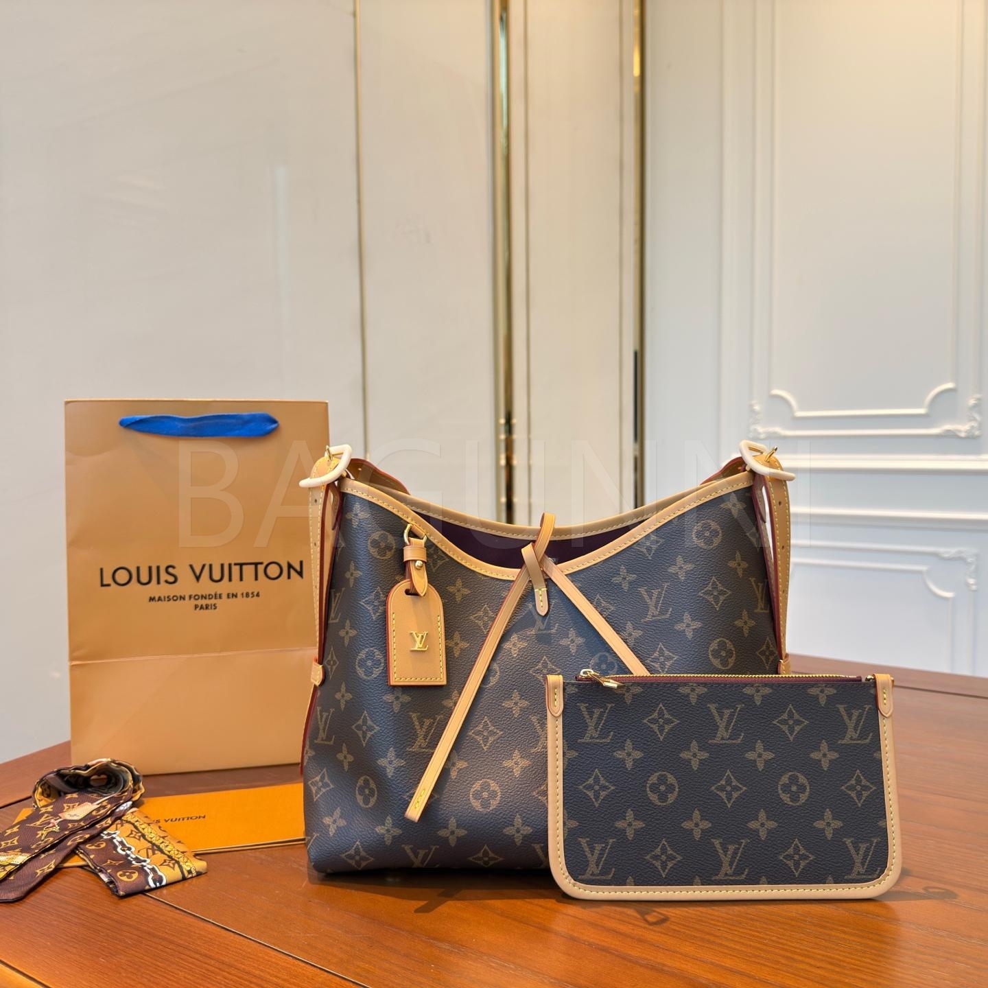 루이비통 캐리올 숄더백