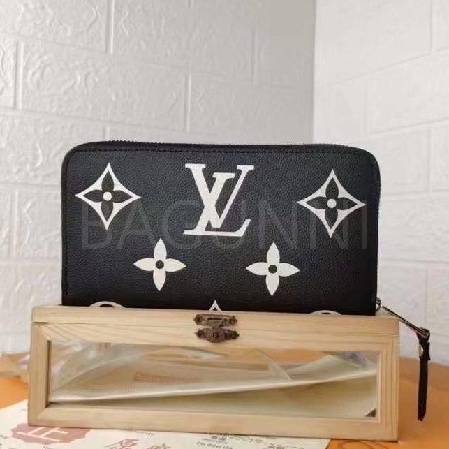 루이비통 포쉐트 펠리시 체인 지갑