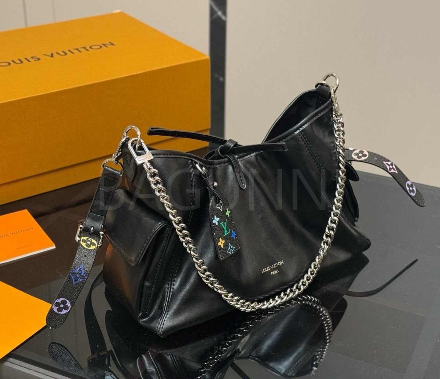 루이비통 캐리올 보우 숄더백