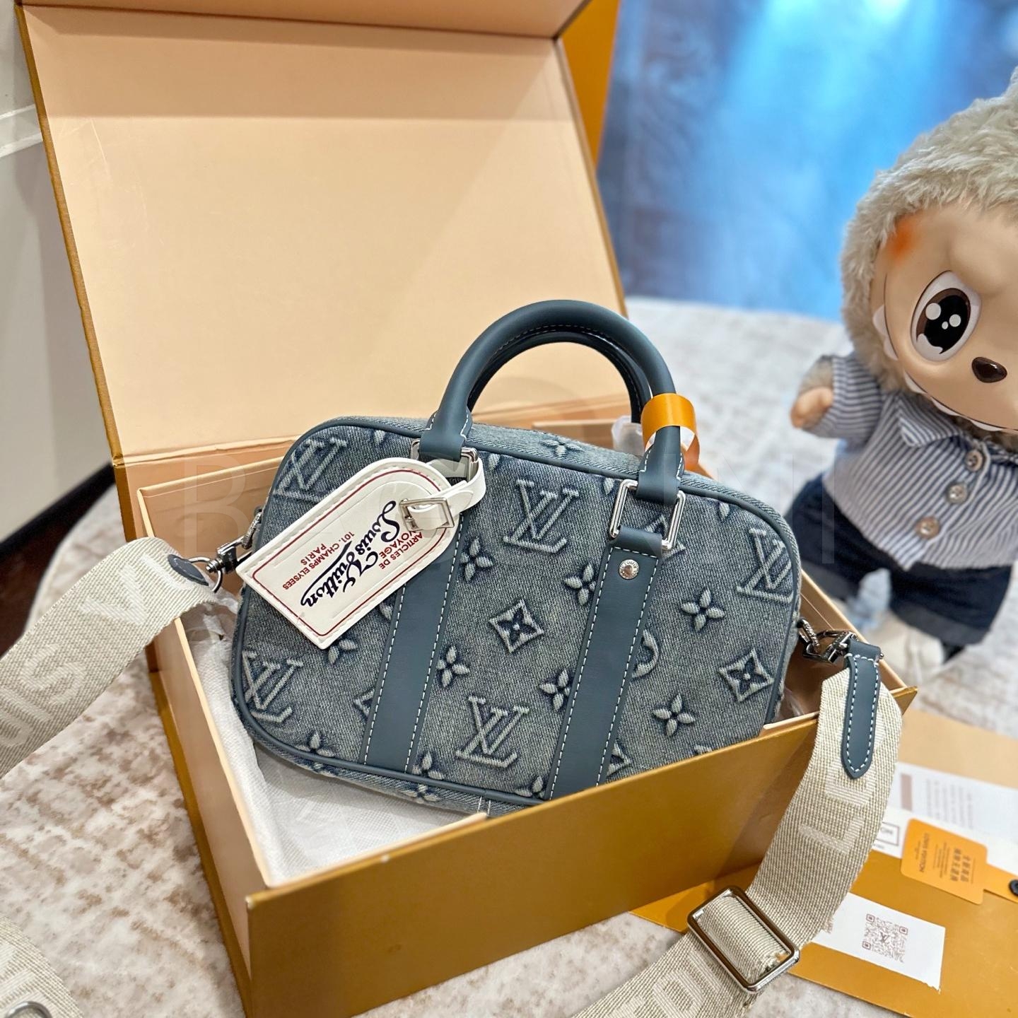 루이비통 카메라 박스 백