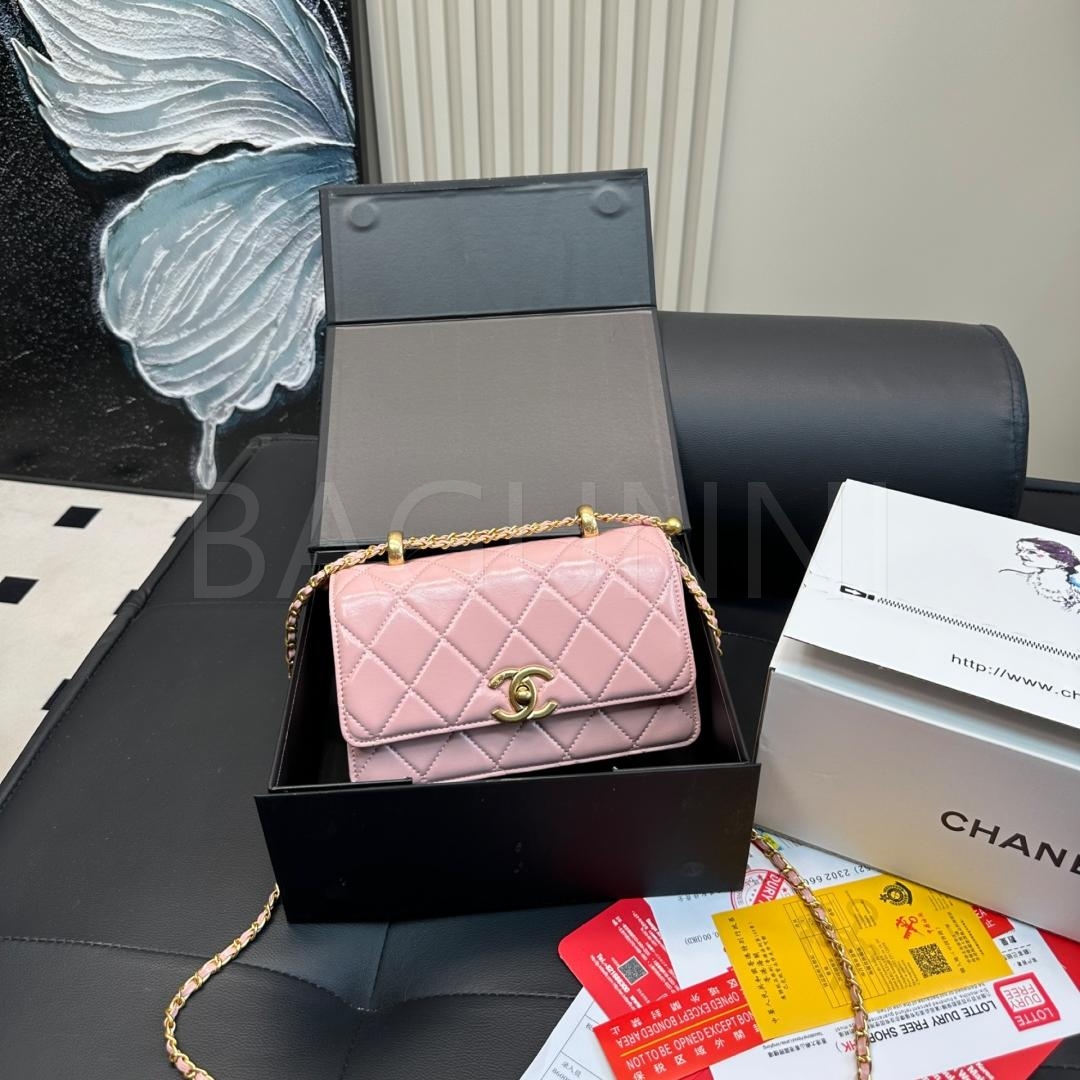 샤넬 더블 볼 WOC 체인 월렛