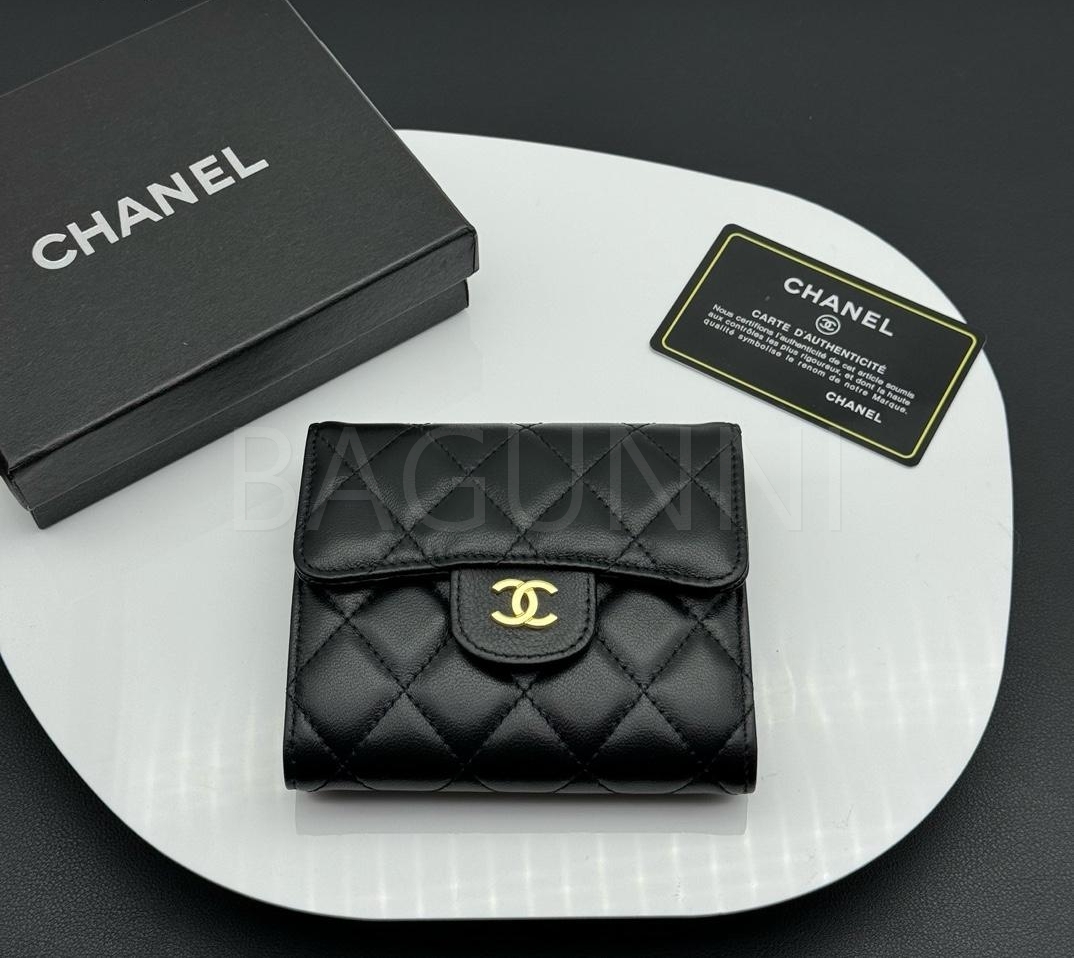 샤넬 트리폴드 반지갑