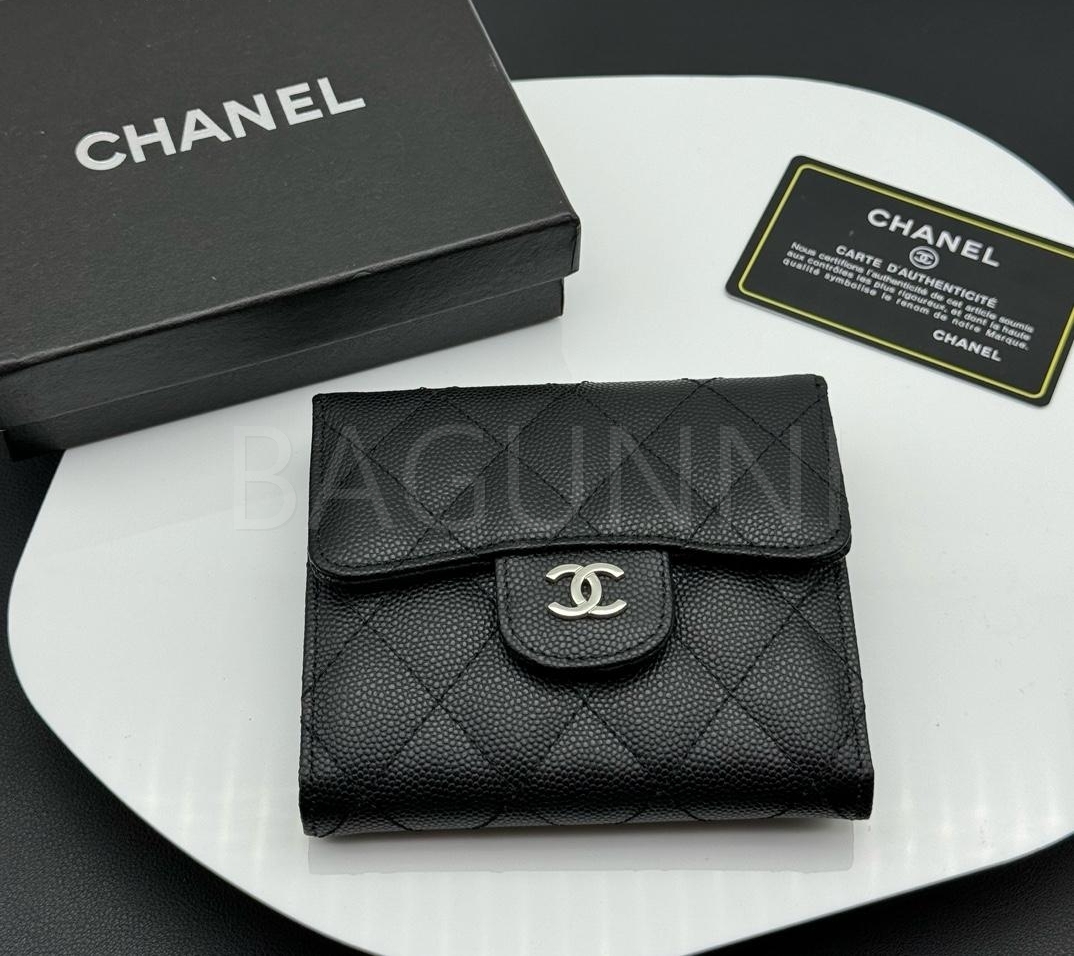 샤넬 트리폴드 반지갑