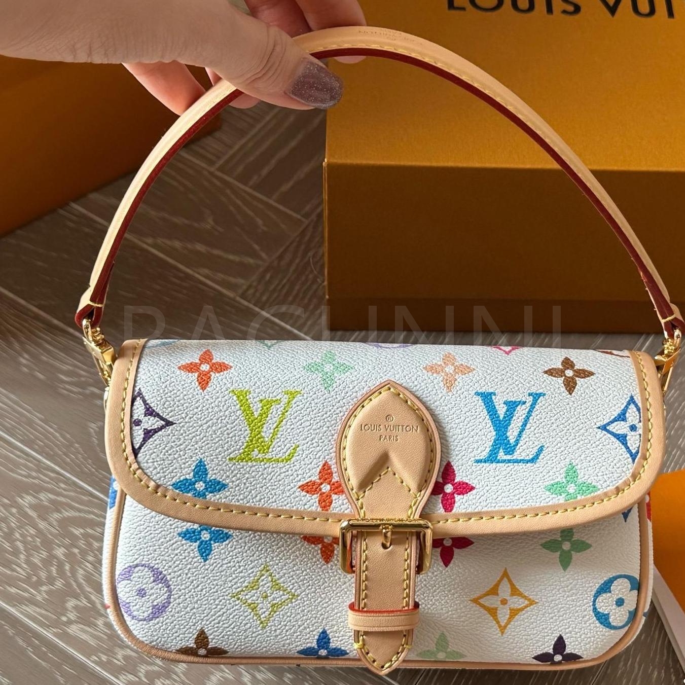 루이비통 멀티컬러 나노 다이앤 숄더백