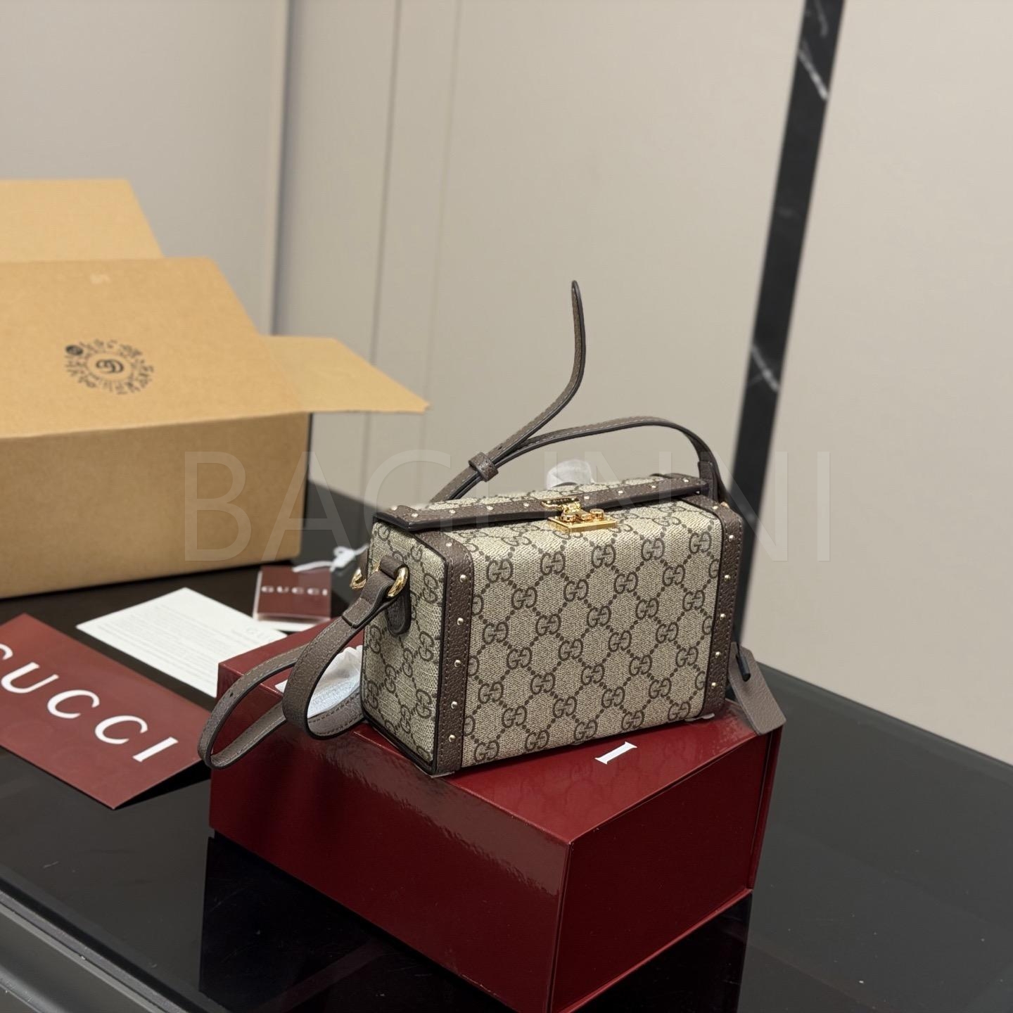 구찌 홀스빗 1955 박스 백