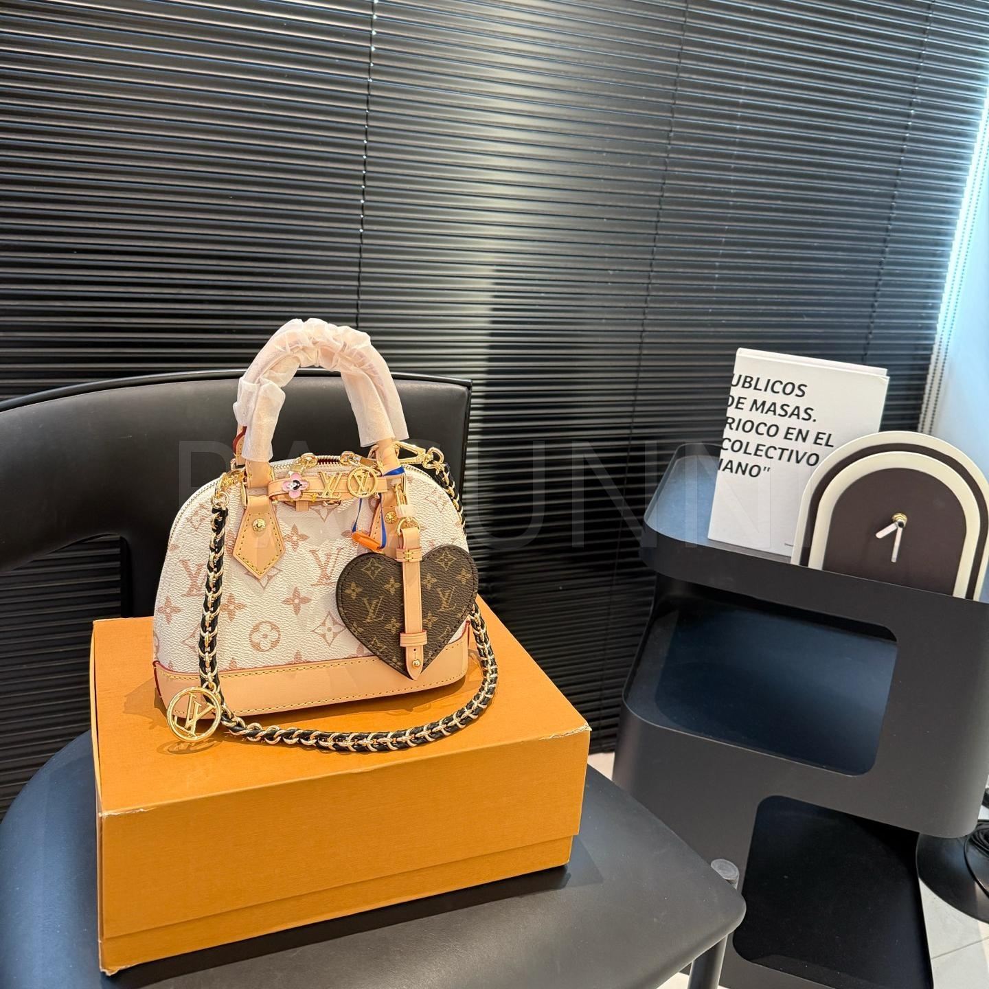 루이비통 알마 백