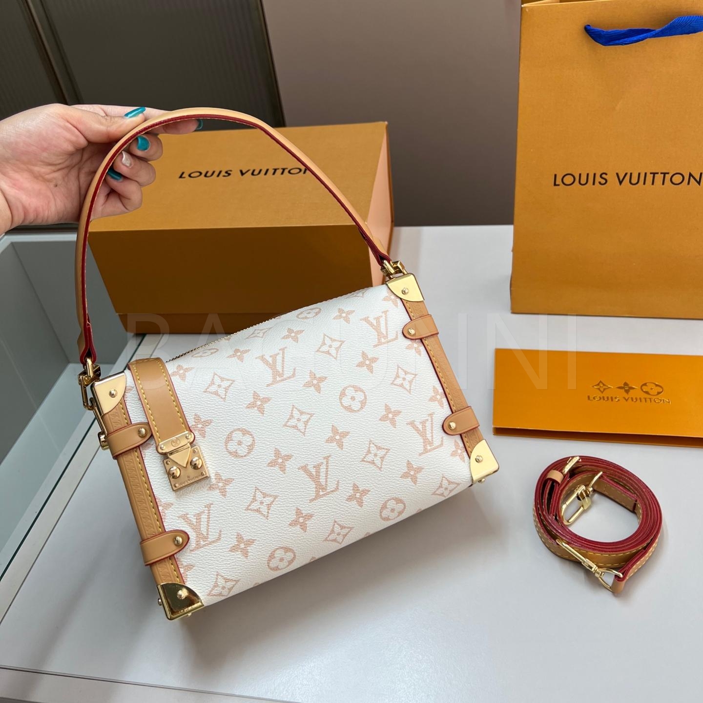 루이비통 사이드 트렁크