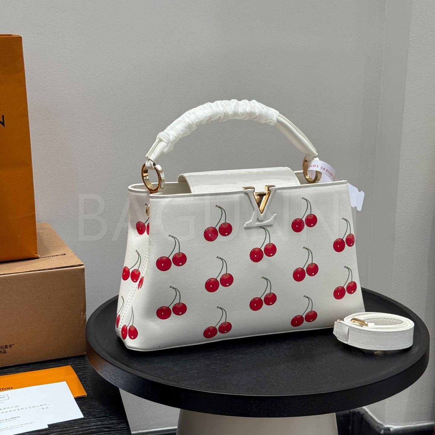 루이비통 x 무라카미 타카시 체리 카퓌신 백