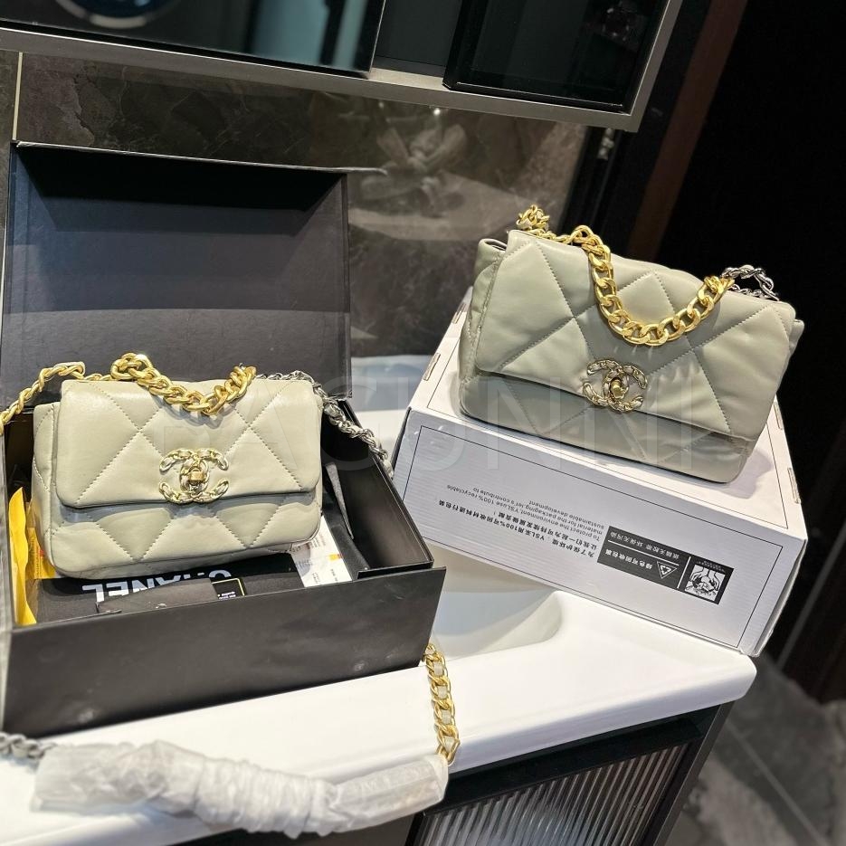 샤넬 19 플랩 백