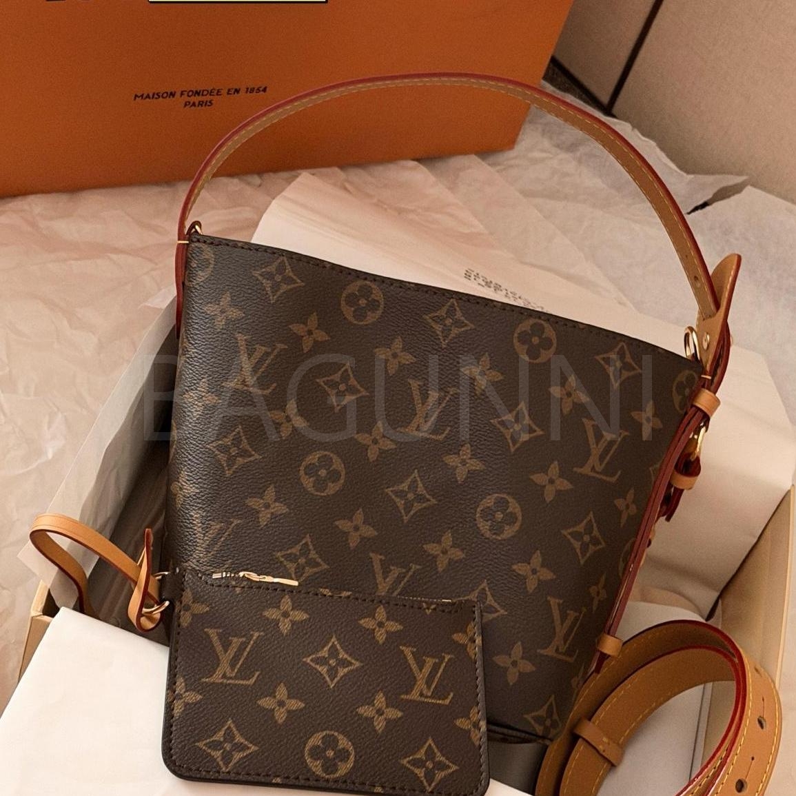 루이비통 올 인 BB 버킷 백