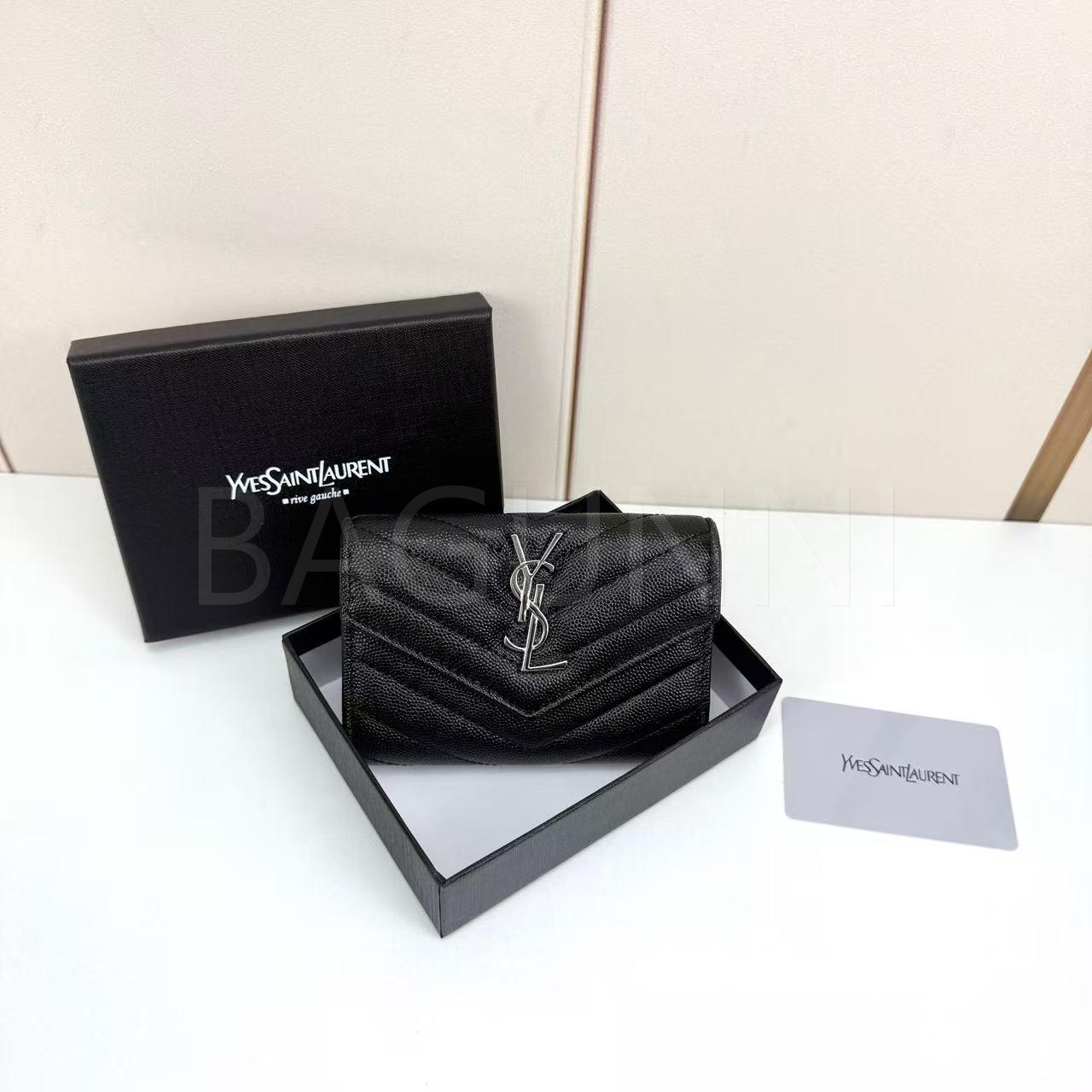 YSL 플랩 카드지갑