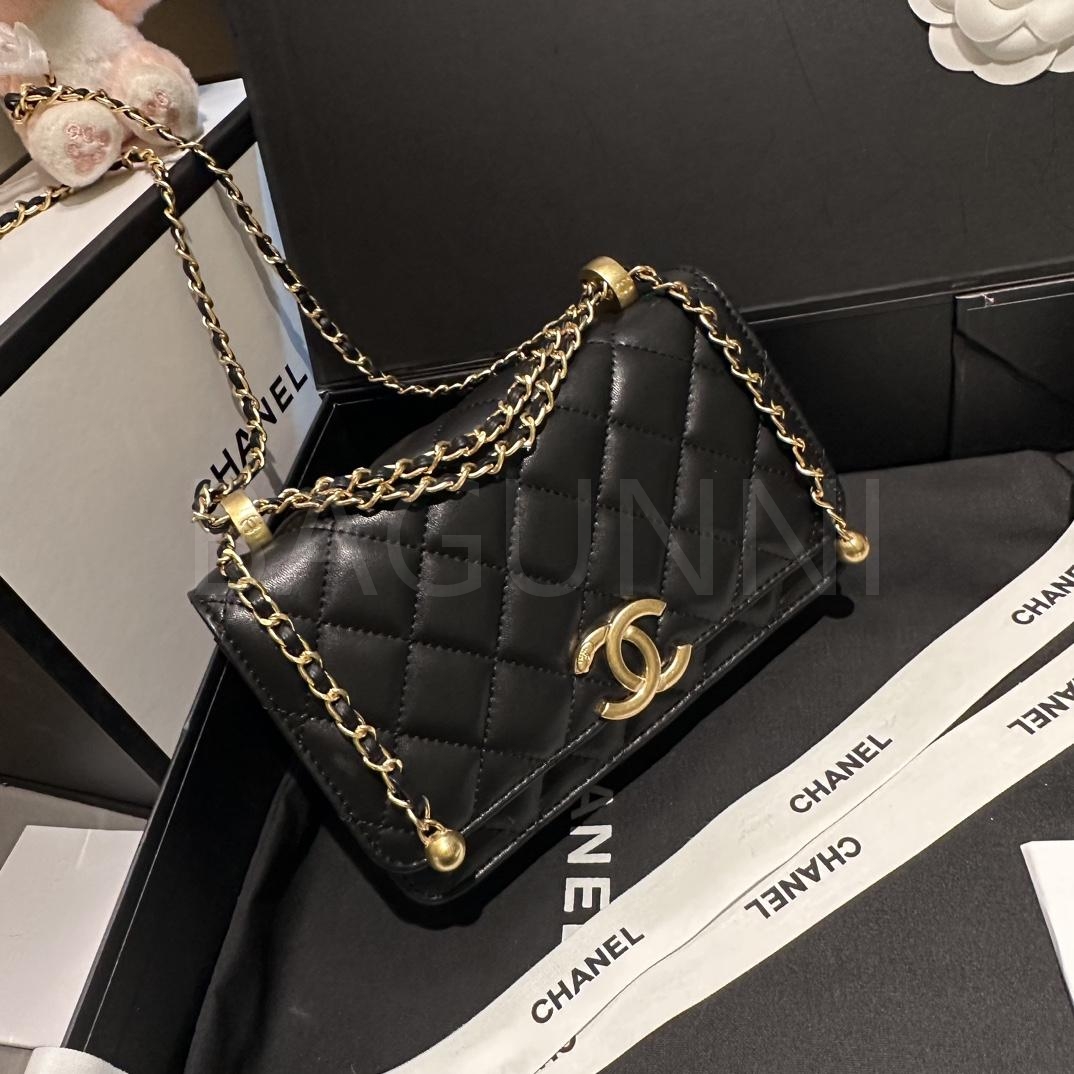 샤넬 WOC 체인 월렛