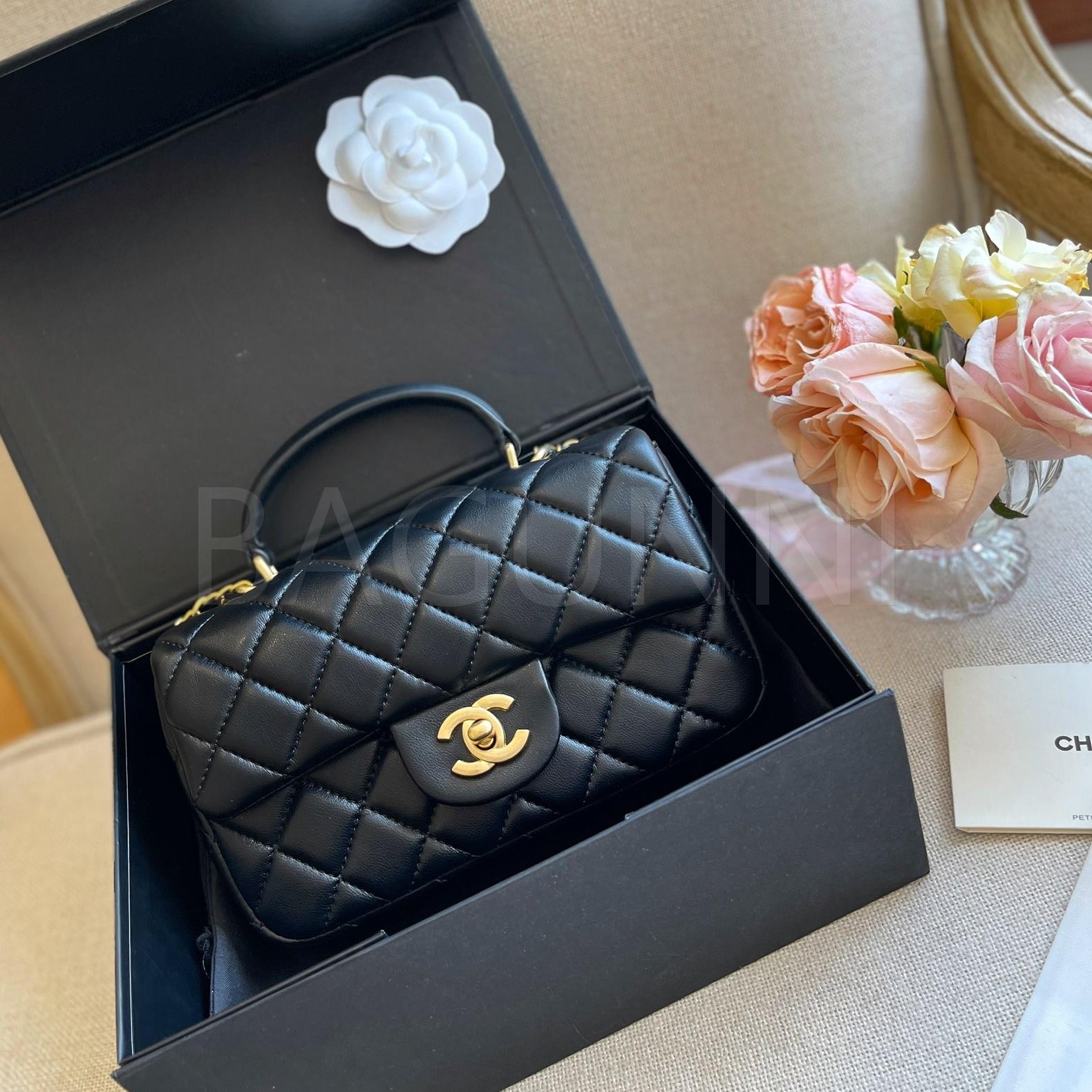 샤넬 클래식 플랩 백