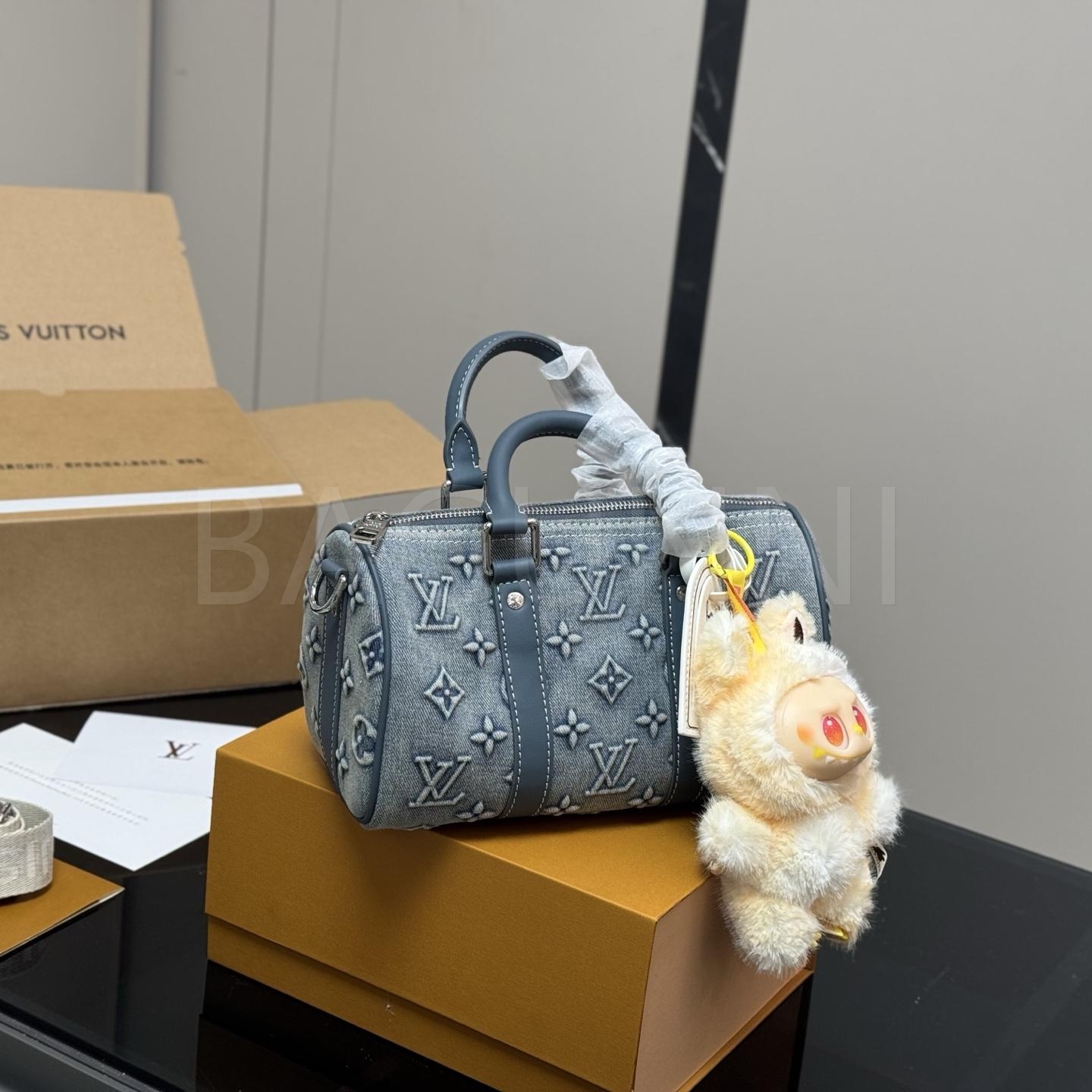 루이비통 데님 키폴 25