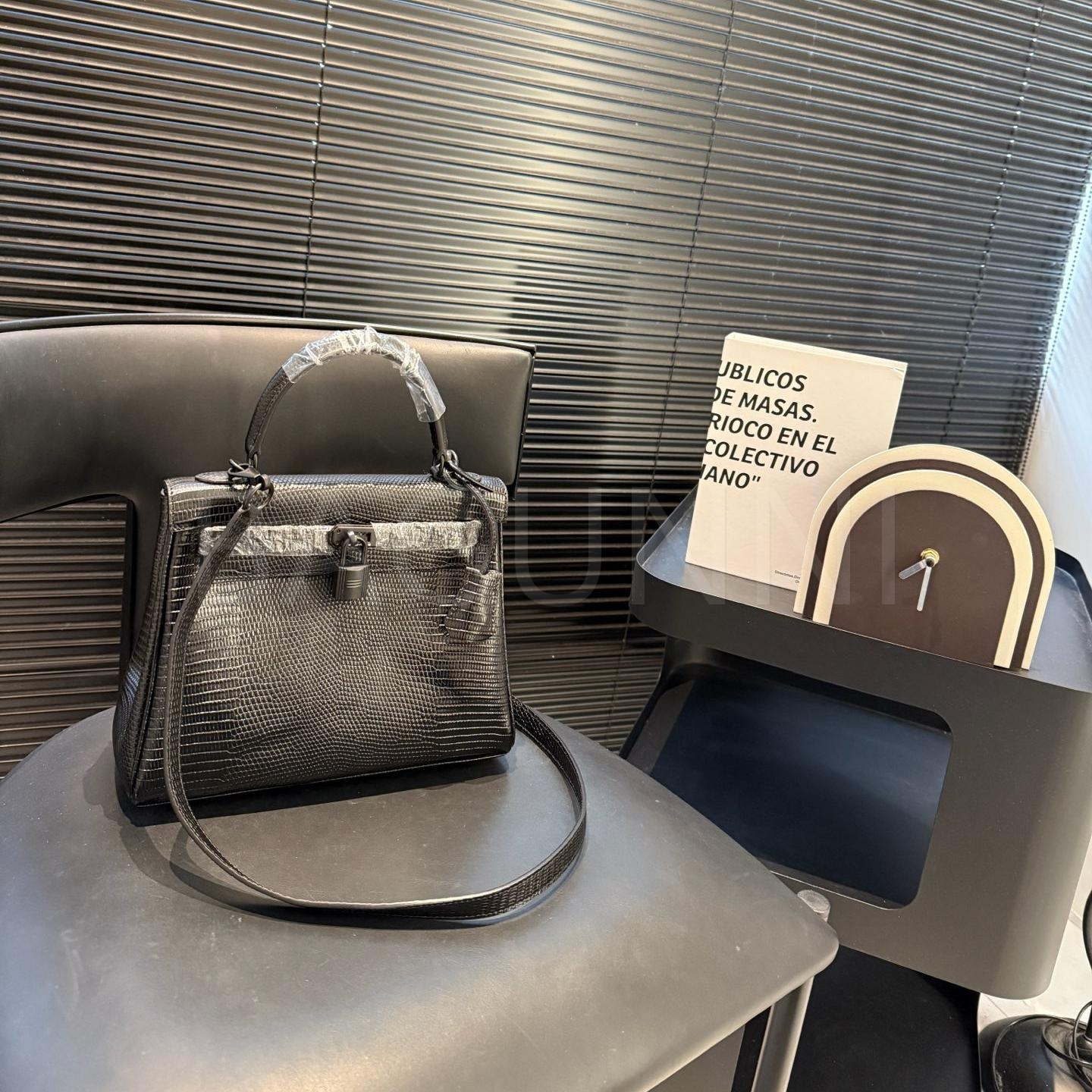 에르메스 켈리 리자드 숄더백