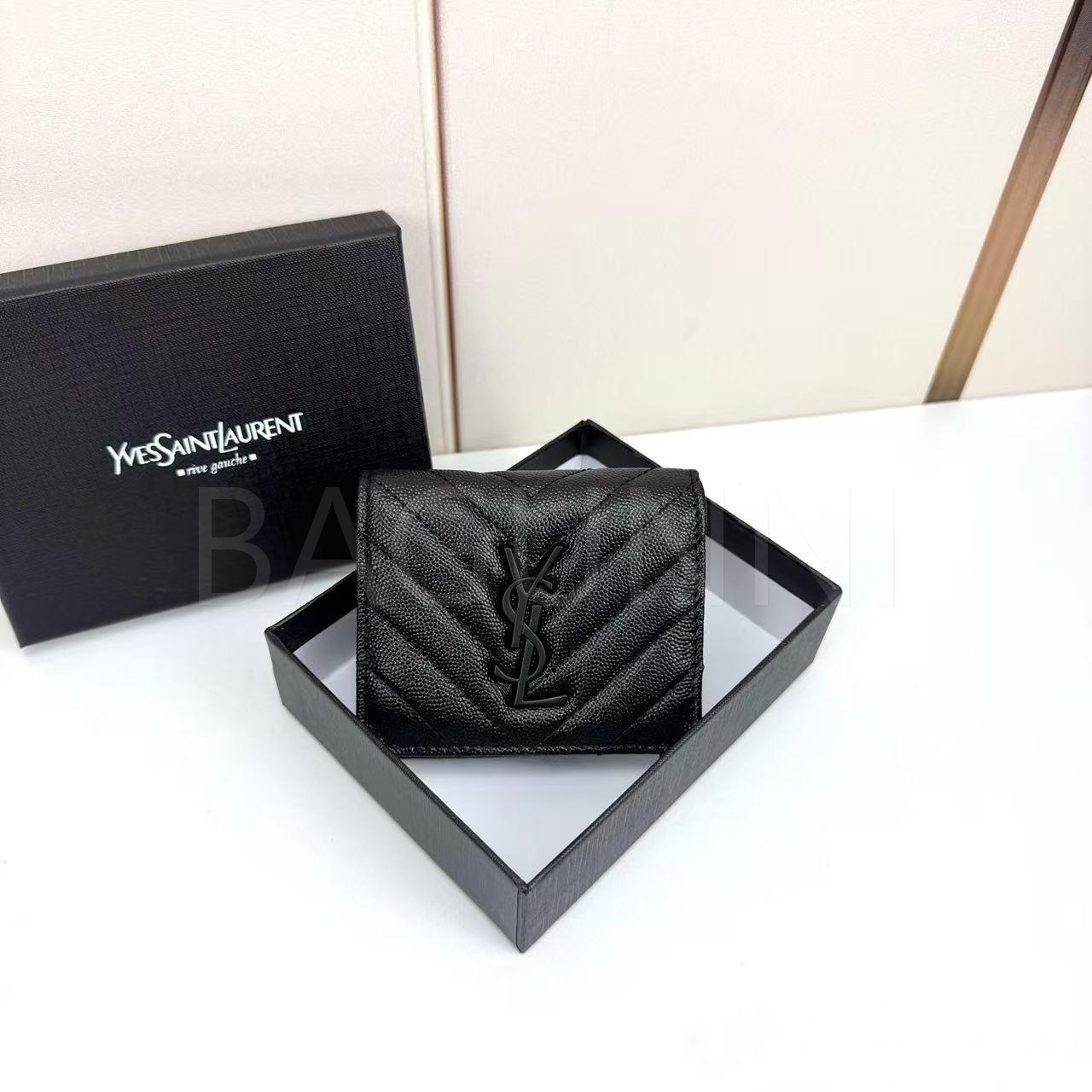 YSL 플랩 카드지갑