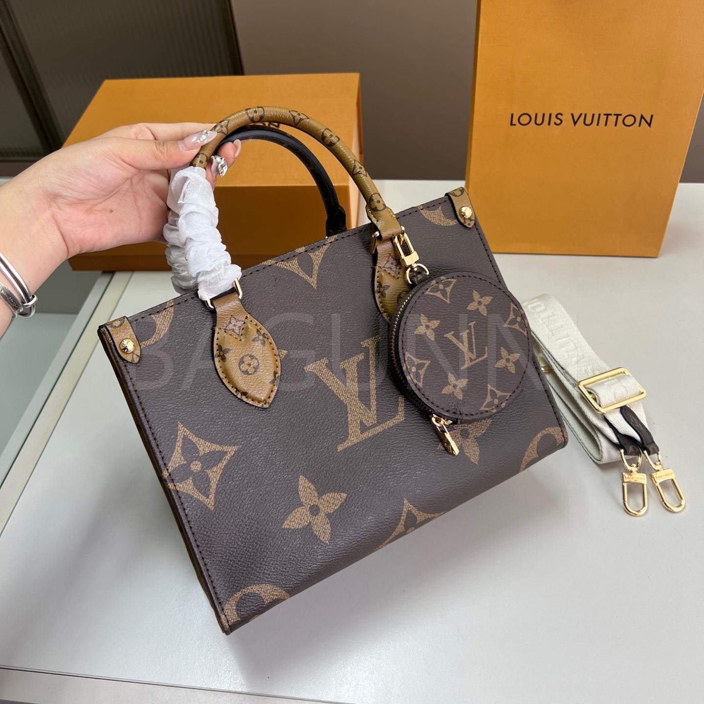 루이비통 정글 토트백