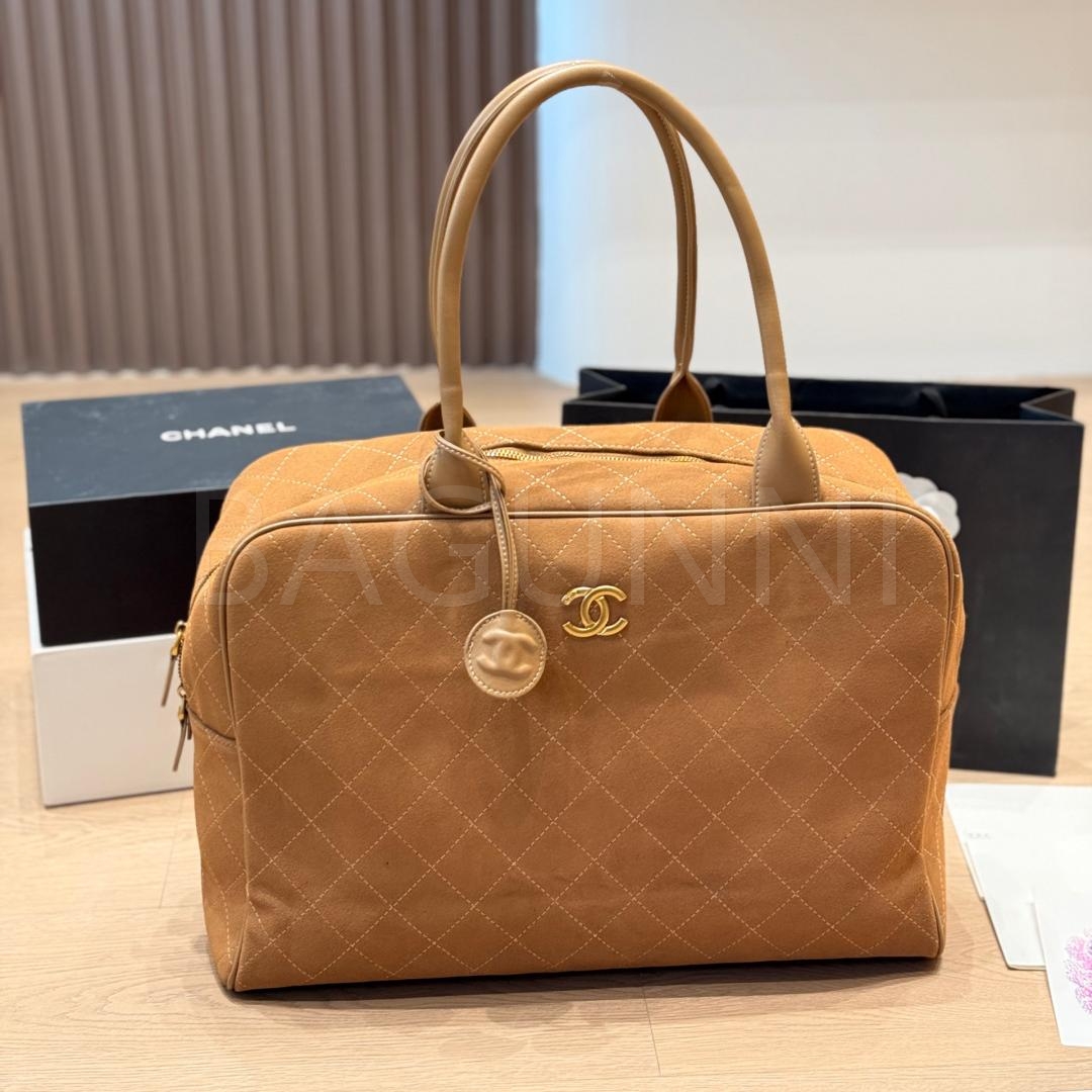 샤넬 스웨이드 볼링 백