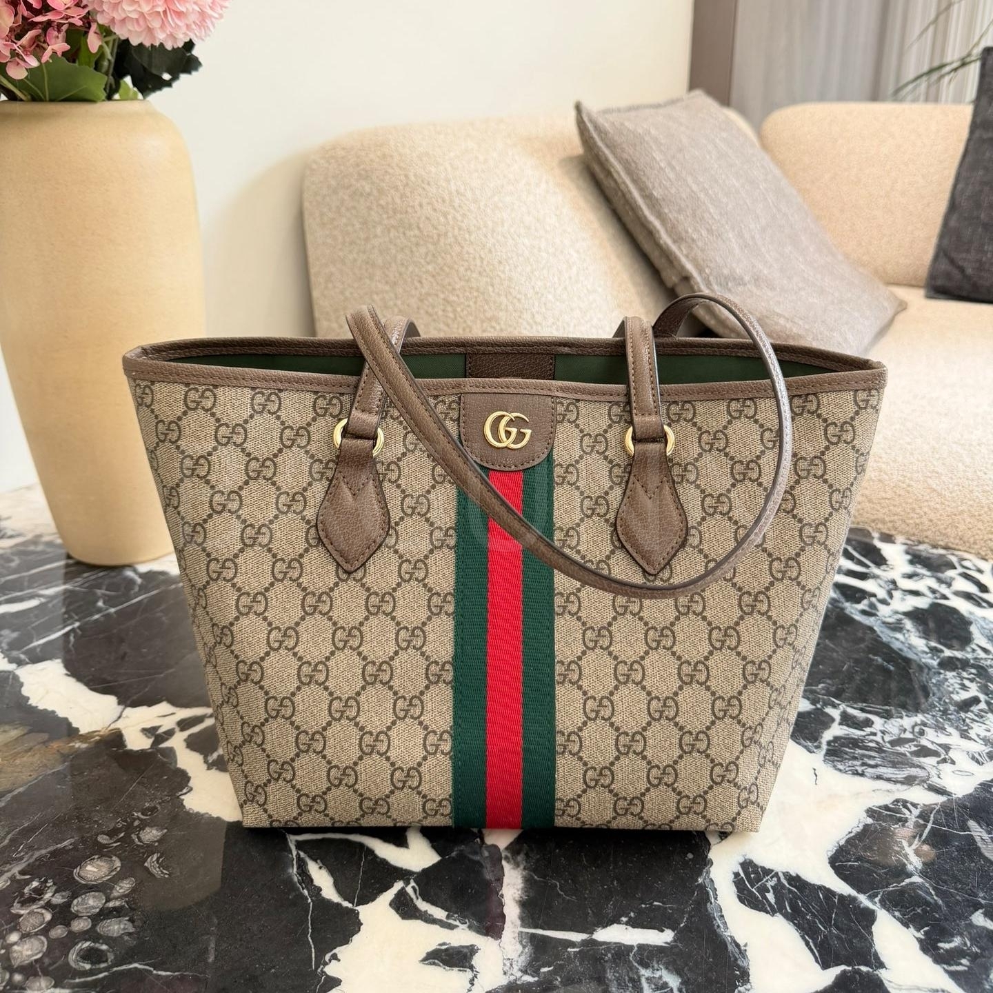 디올 오블리크 토트백