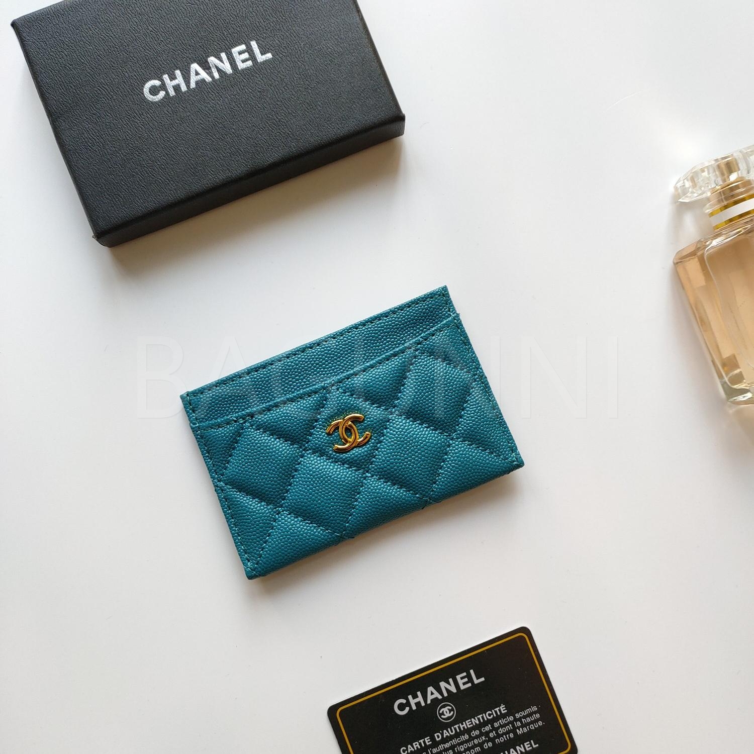 샤넬 클래식 플랩 카드지갑